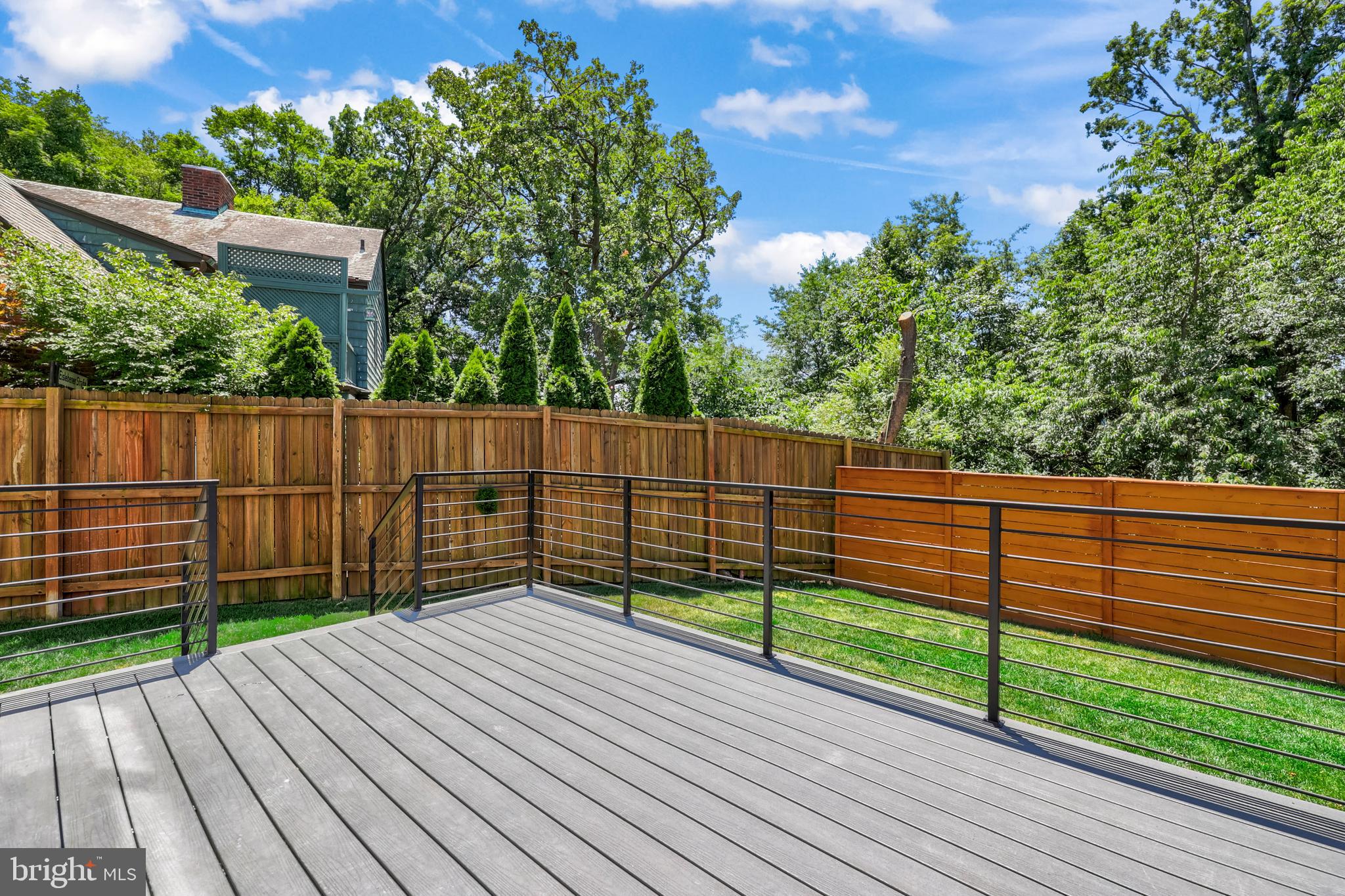 OAKCREST - Residential