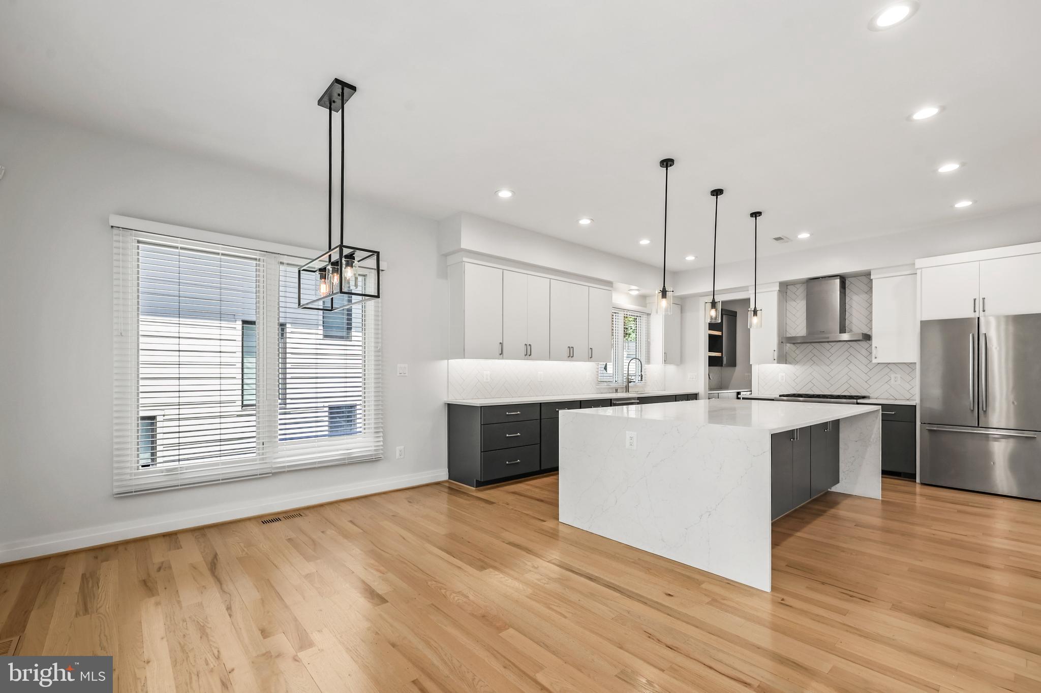 OAKCREST - Residential