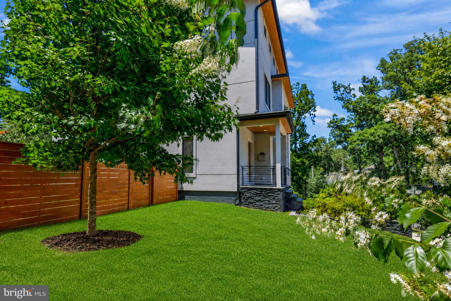 OAKCREST - Residential