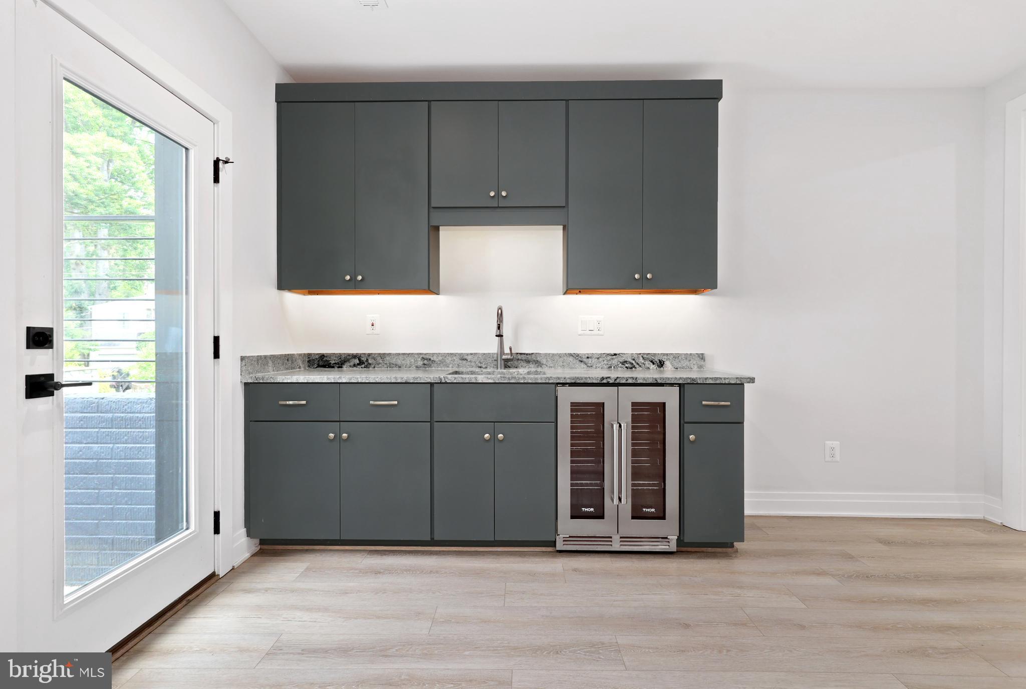 OAKCREST - Residential
