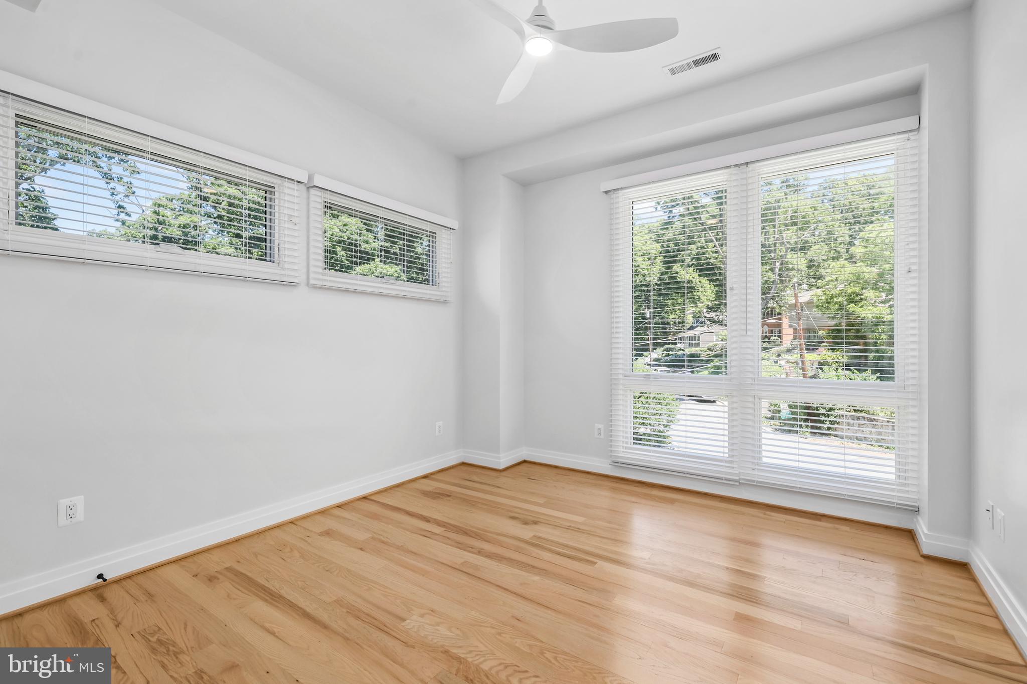 OAKCREST - Residential