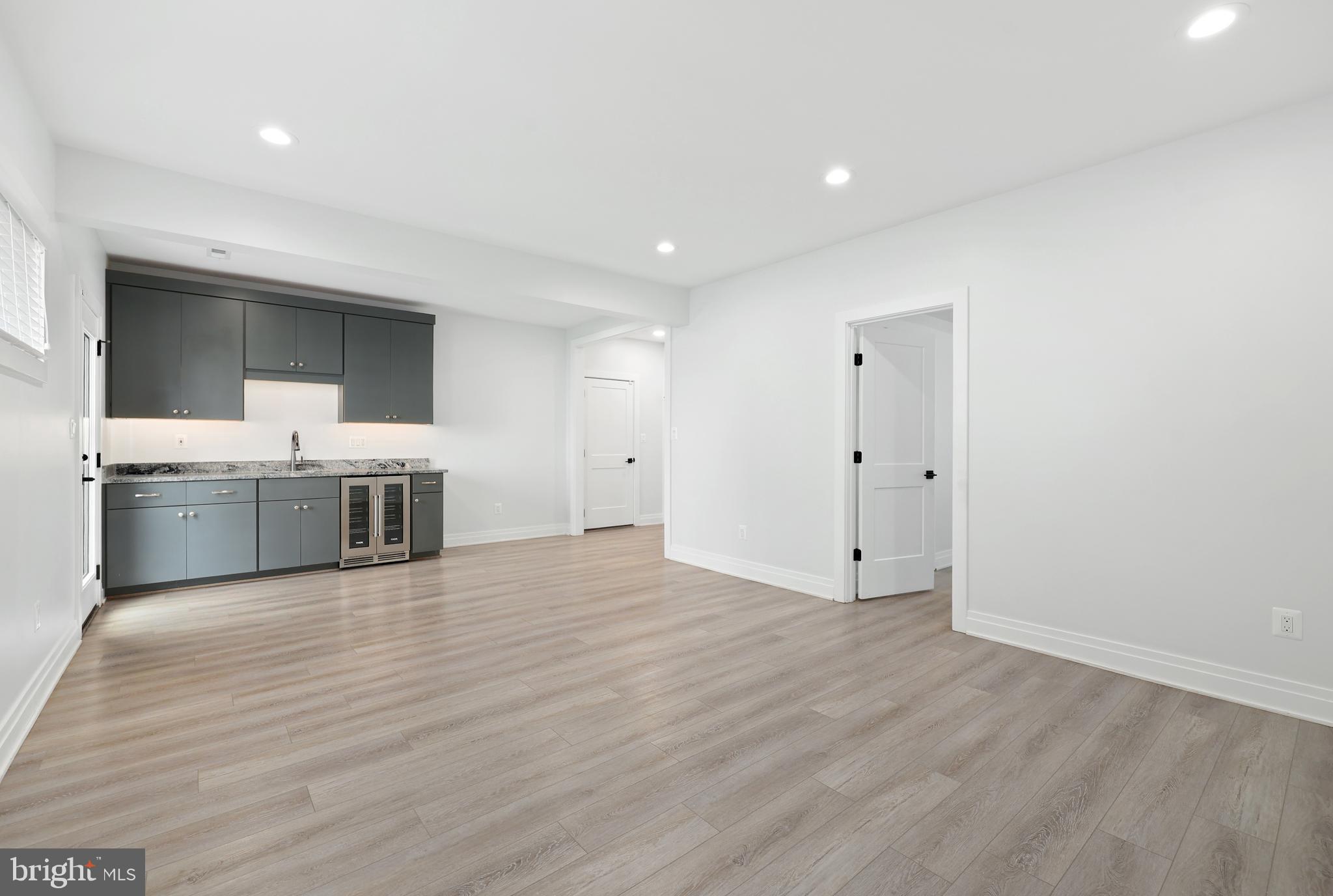 OAKCREST - Residential