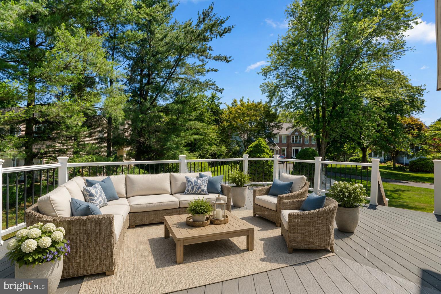 WAVERLY WOODS - Residential