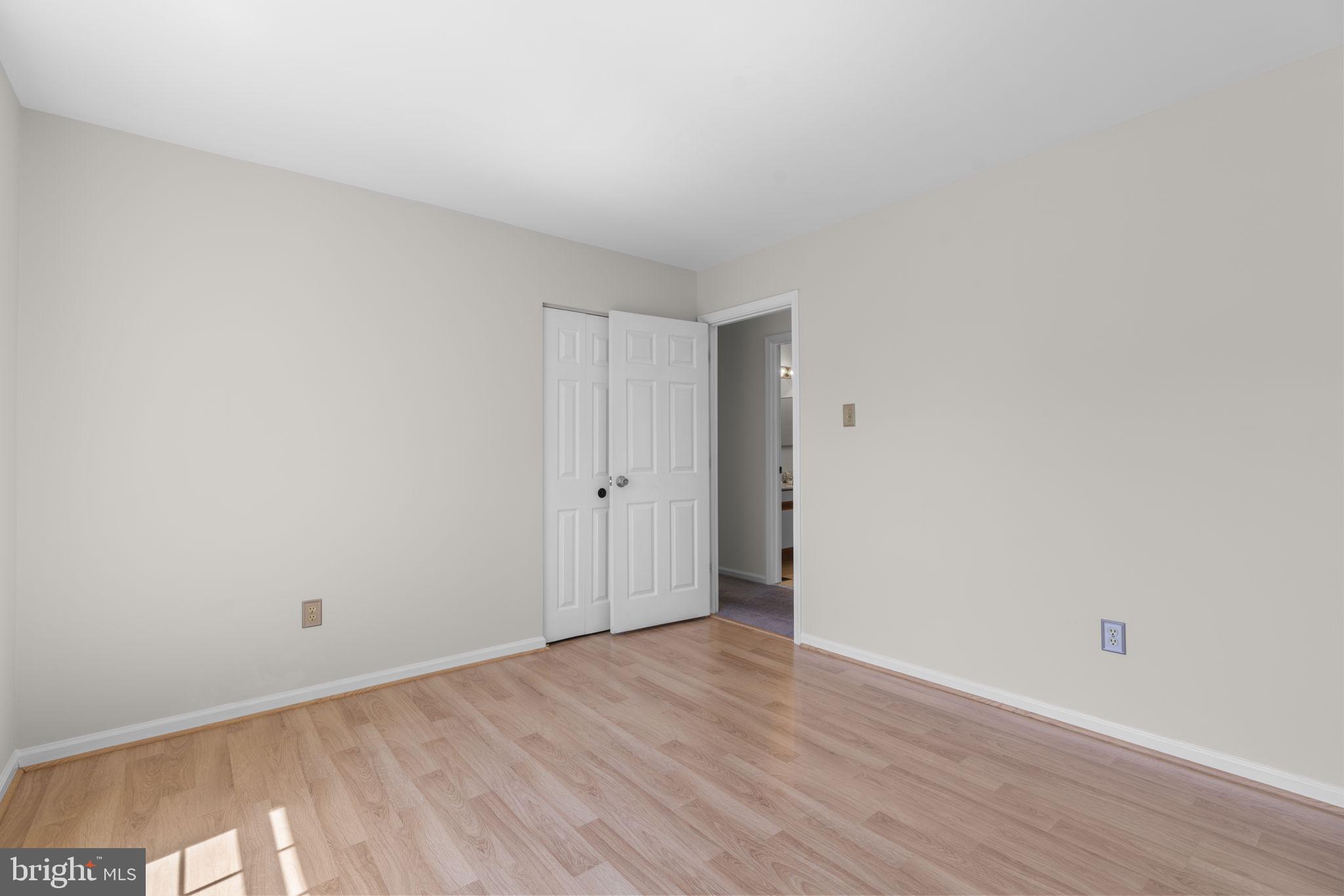 WAVERLY WOODS - Residential