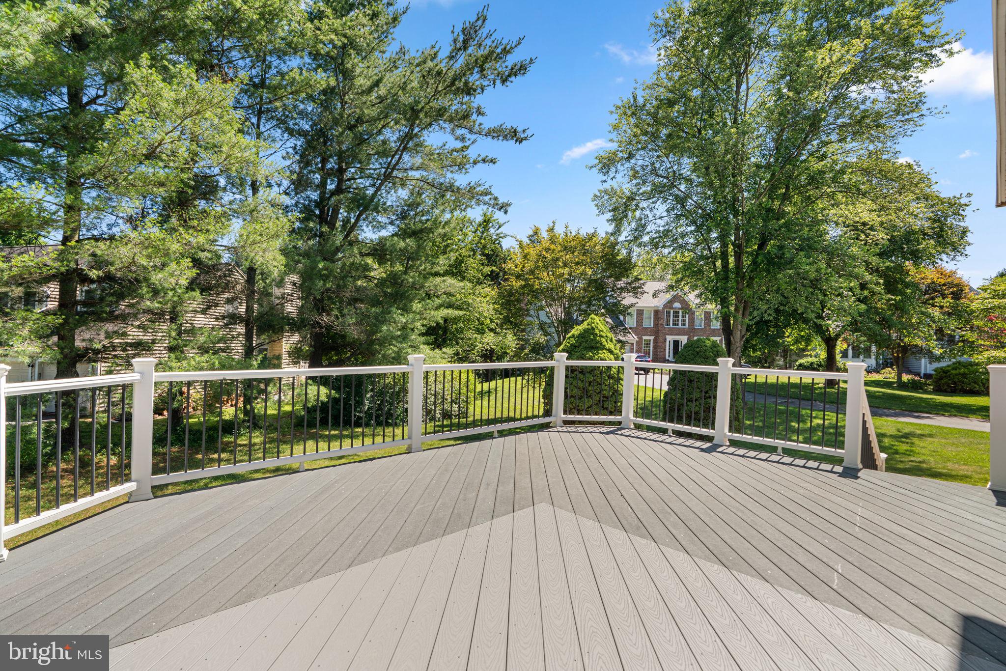 WAVERLY WOODS - Residential