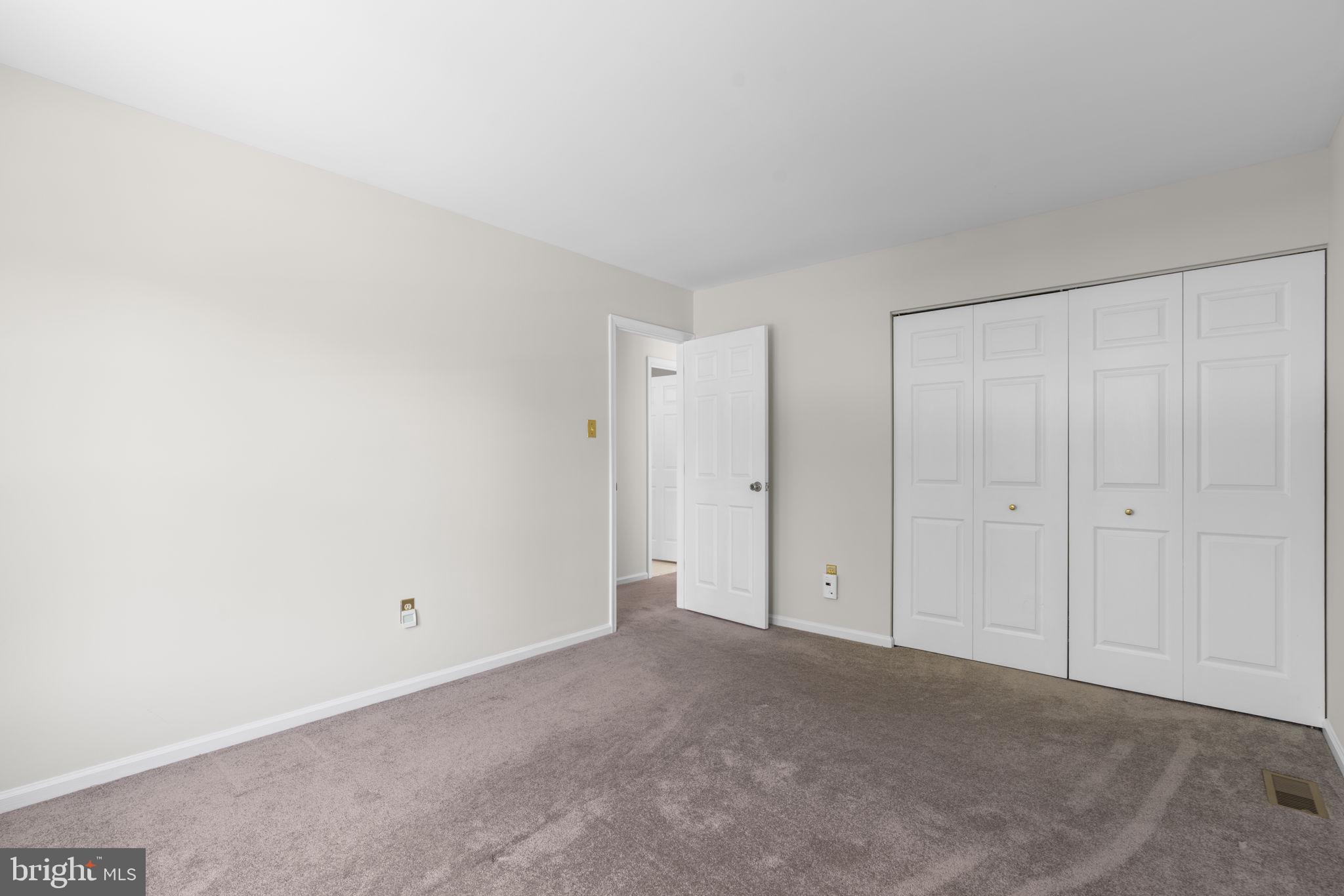 WAVERLY WOODS - Residential