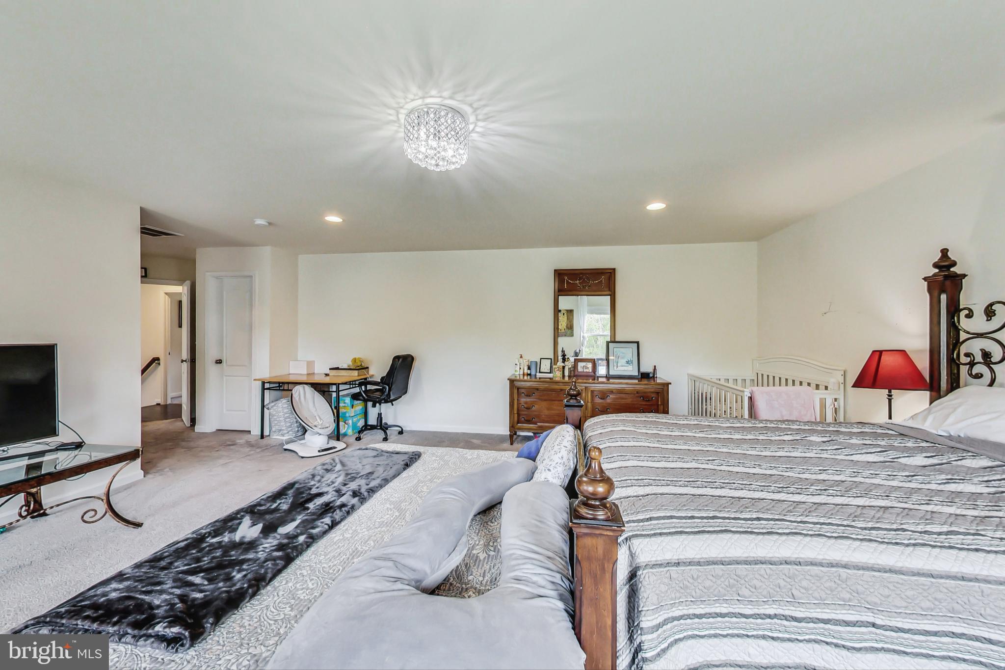 BROOKE POINT ESTATES - Residential Lease