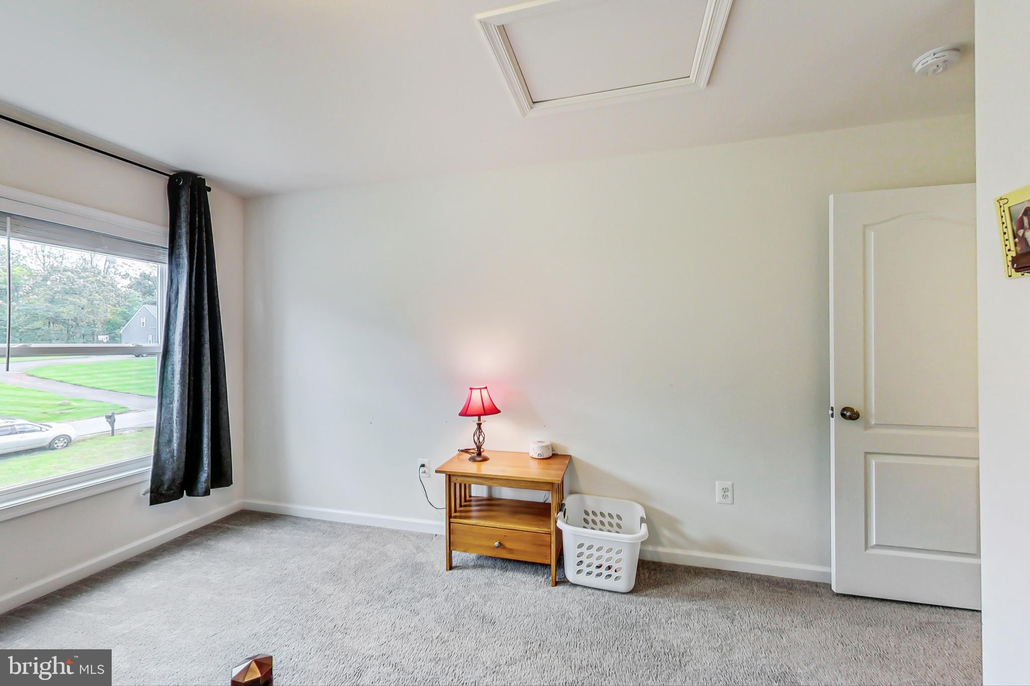 BROOKE POINT ESTATES - Residential Lease