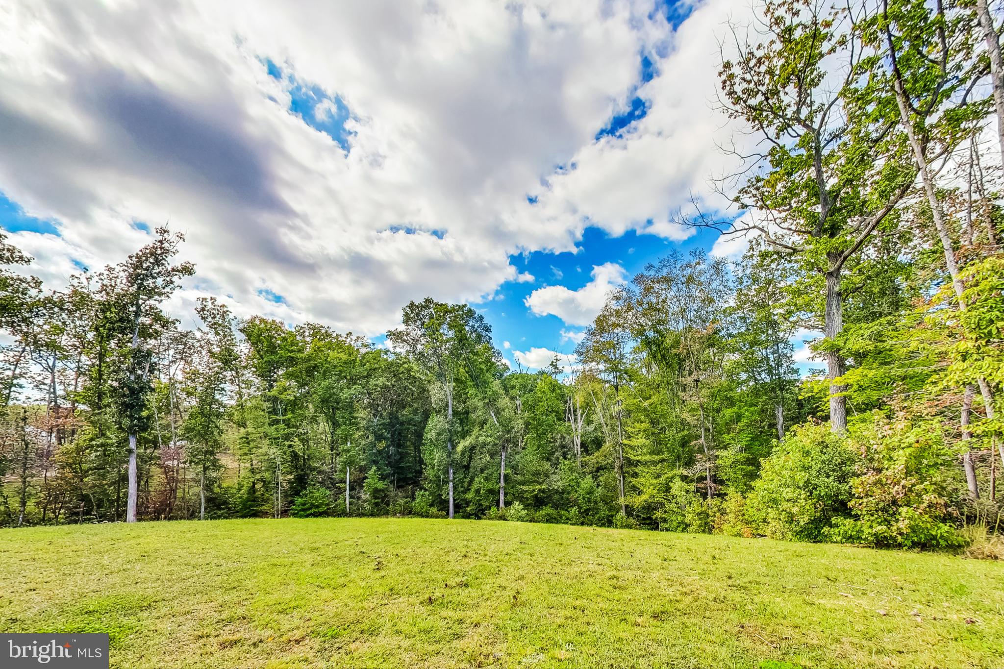 BROOKE POINT ESTATES - Residential Lease