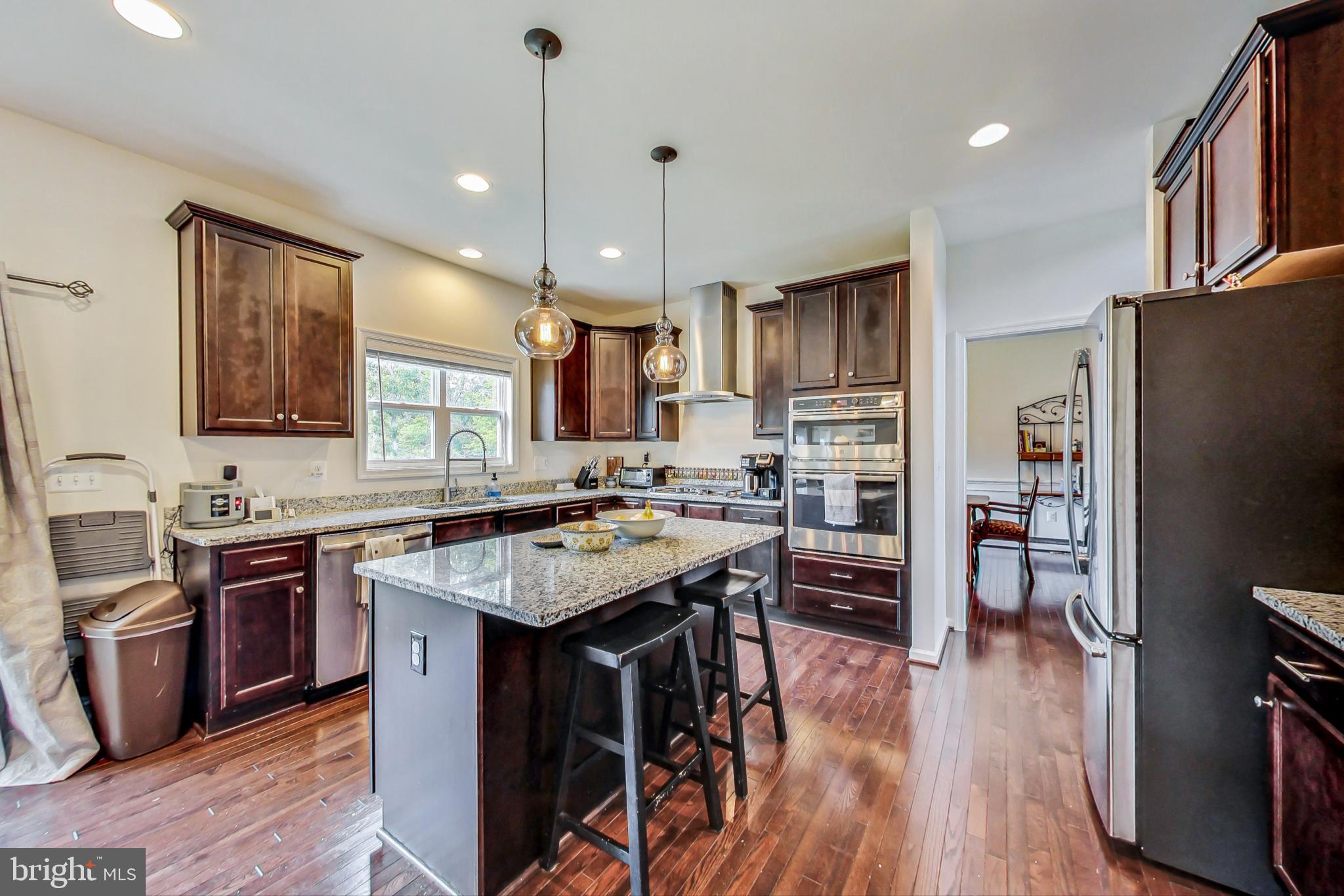 BROOKE POINT ESTATES - Residential Lease
