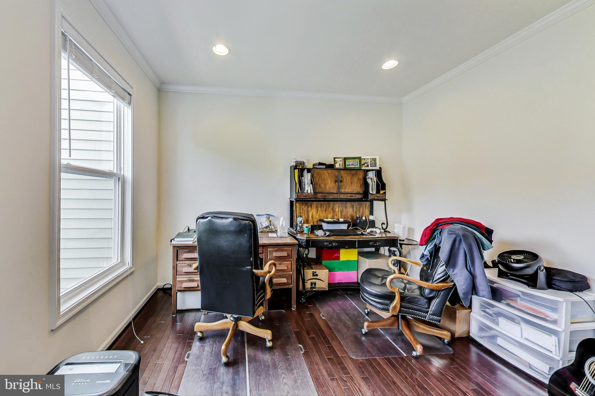 BROOKE POINT ESTATES - Residential Lease