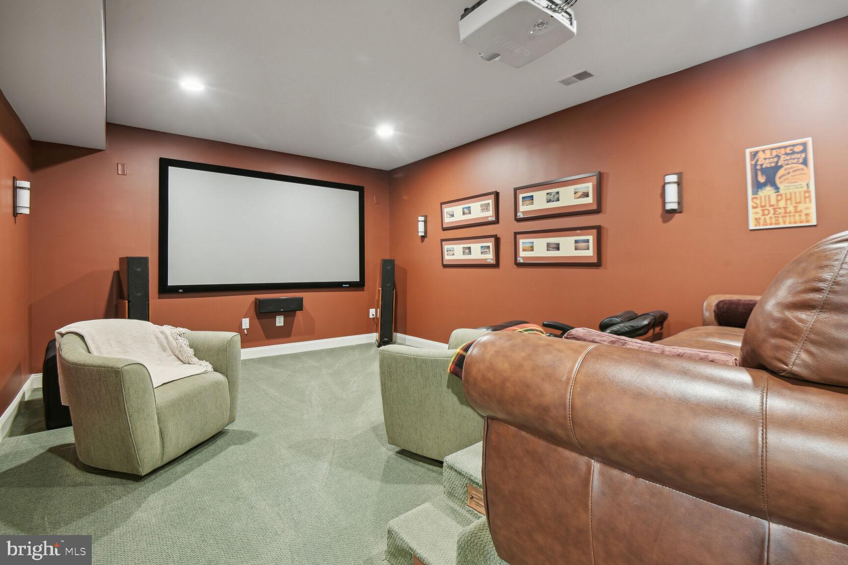 WOODMONT - Residential