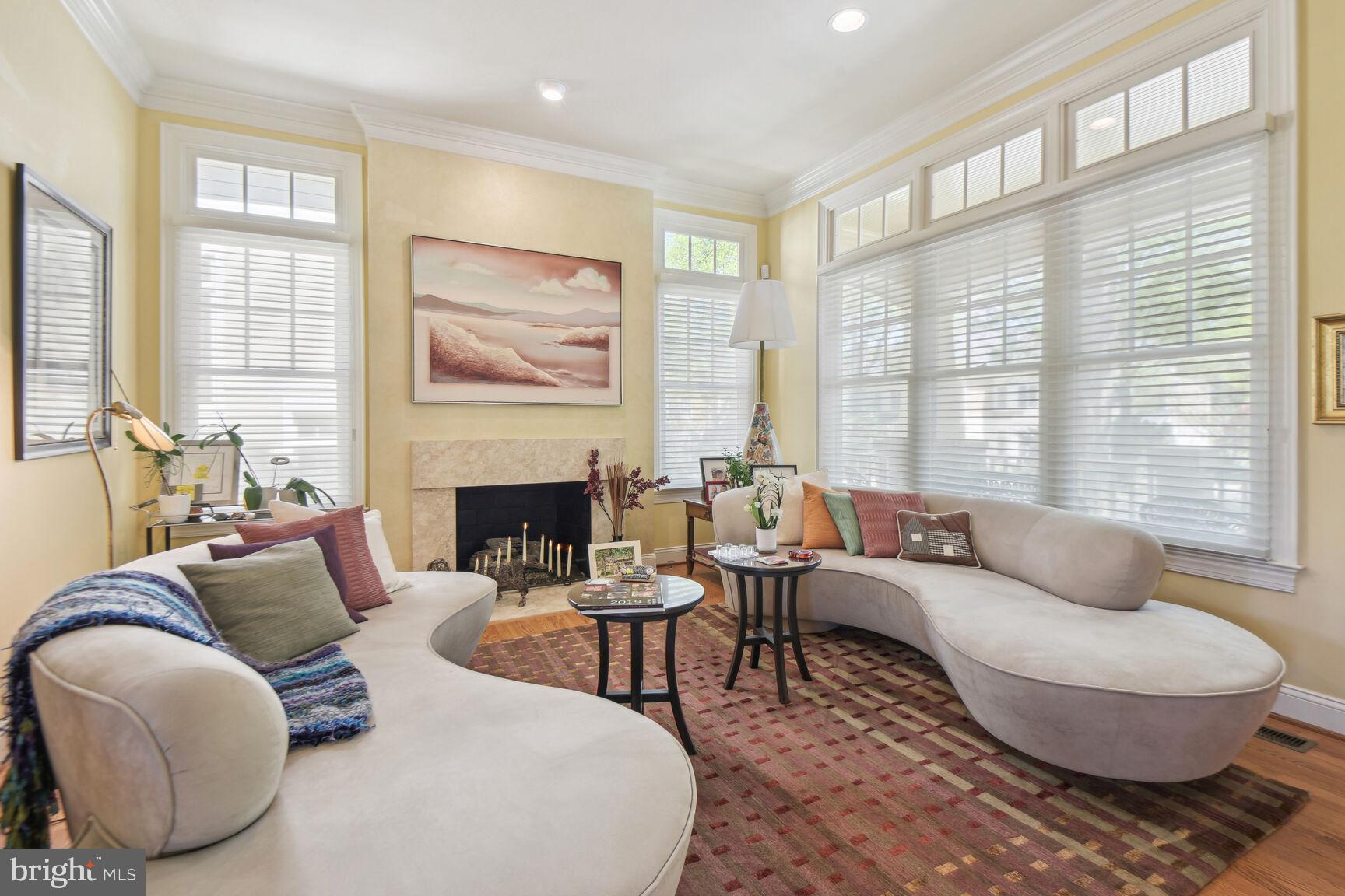 WOODMONT - Residential