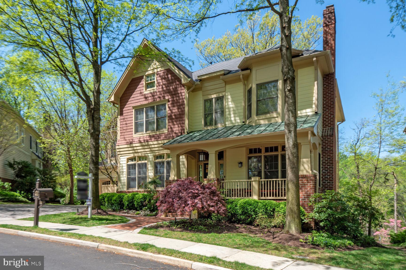 WOODMONT - Residential