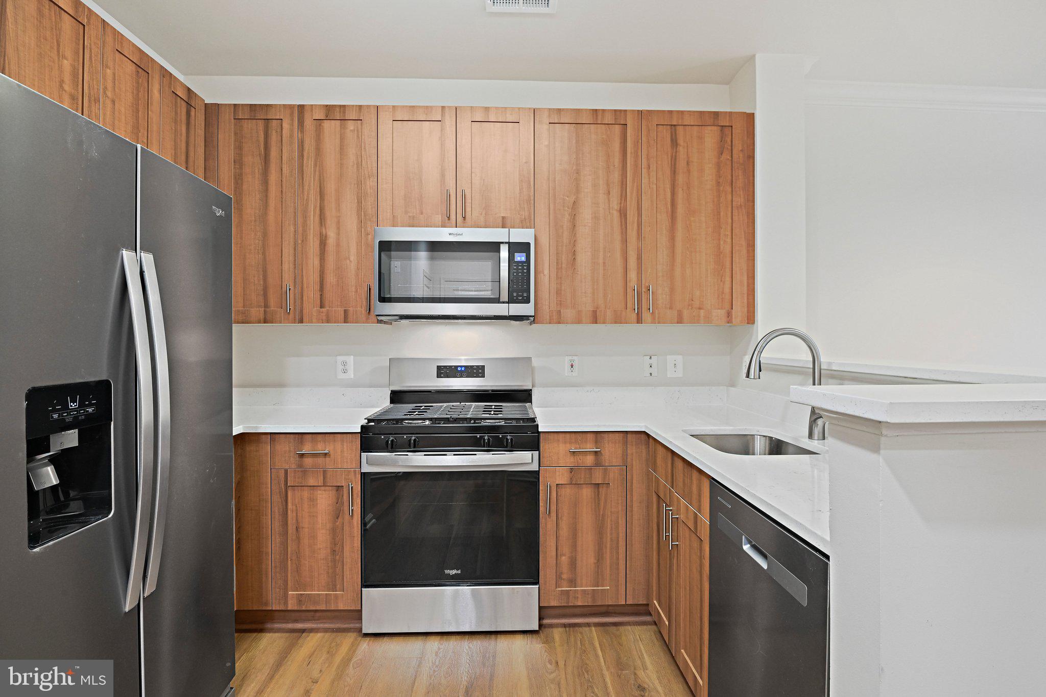 MARKET STREET AT TOWN CENTER - Residential
