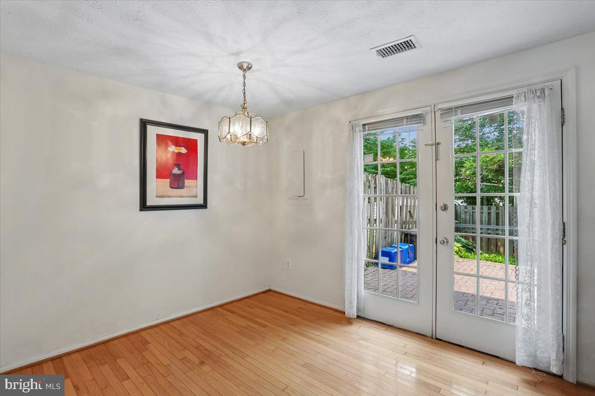 DUFIEF MILL ESTATES - Residential