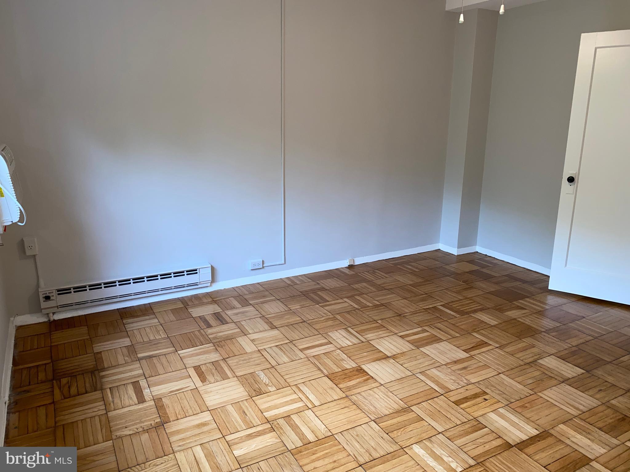 PARKFAIRFAX - Residential Lease