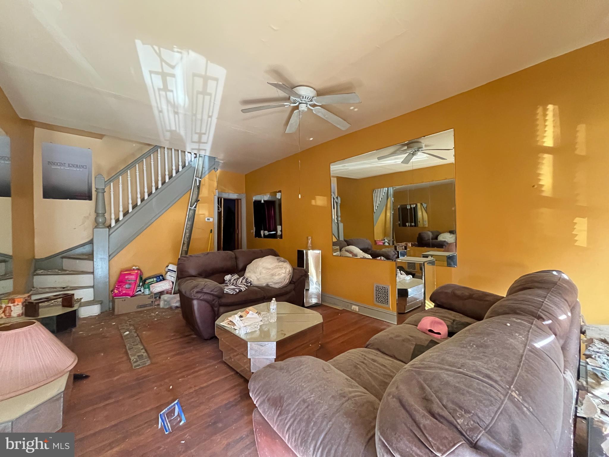 SANDTOWN-WINCHESTER - Residential