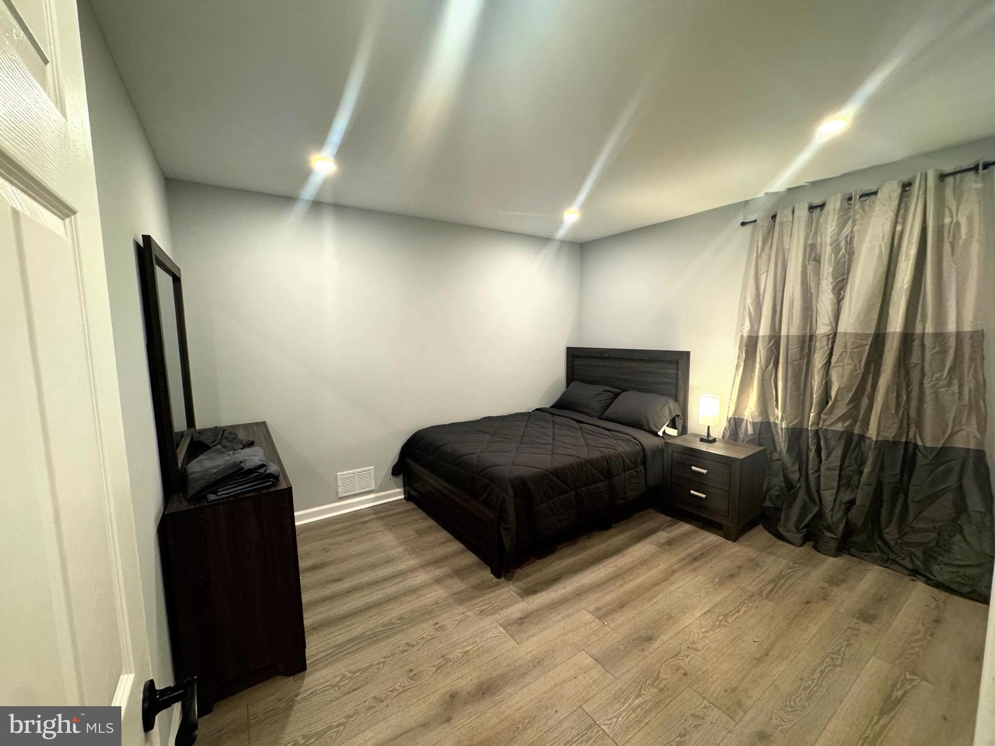 ROGERS 1ST ADDN - Residential
