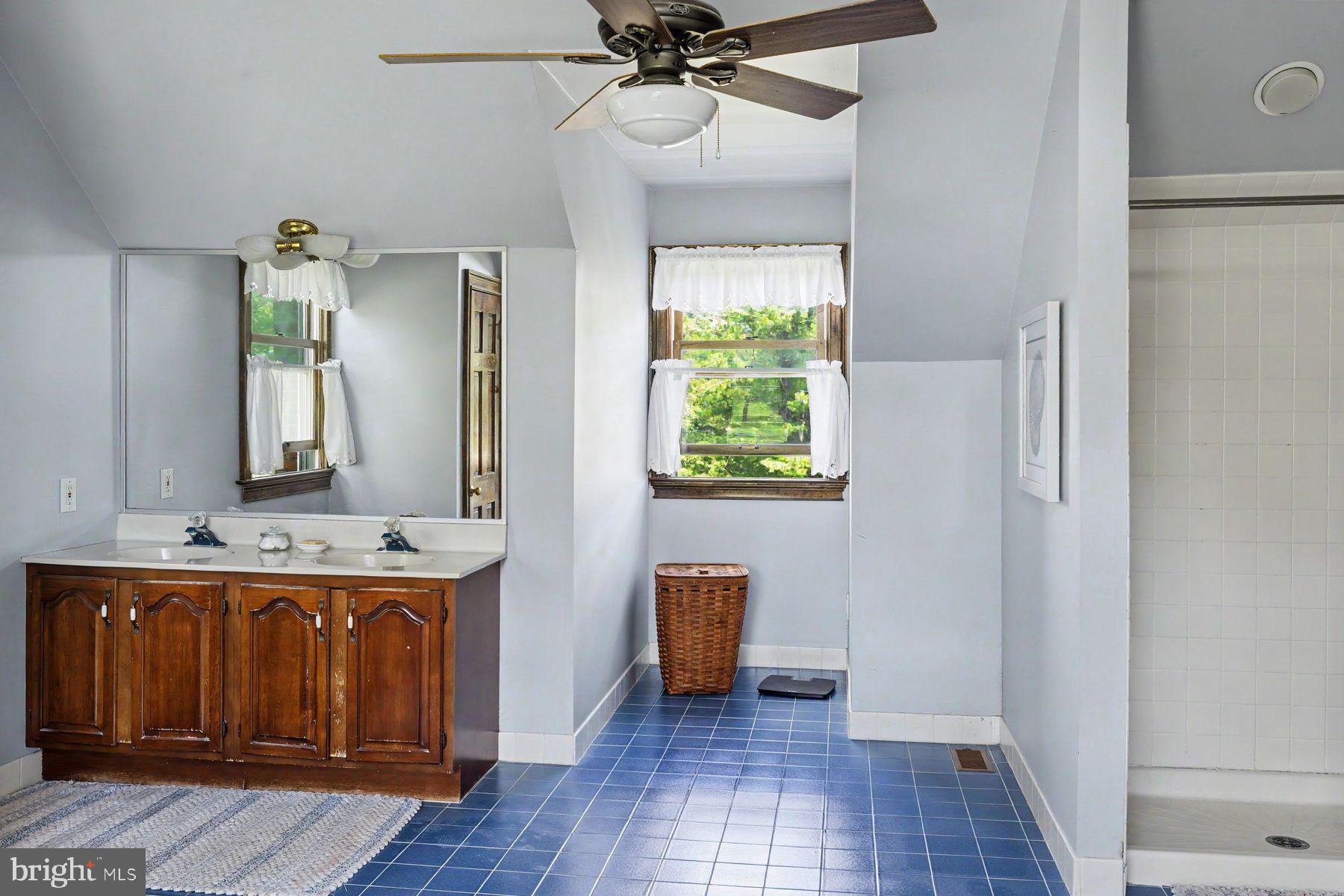 BROOKWOOD ESTS - Residential