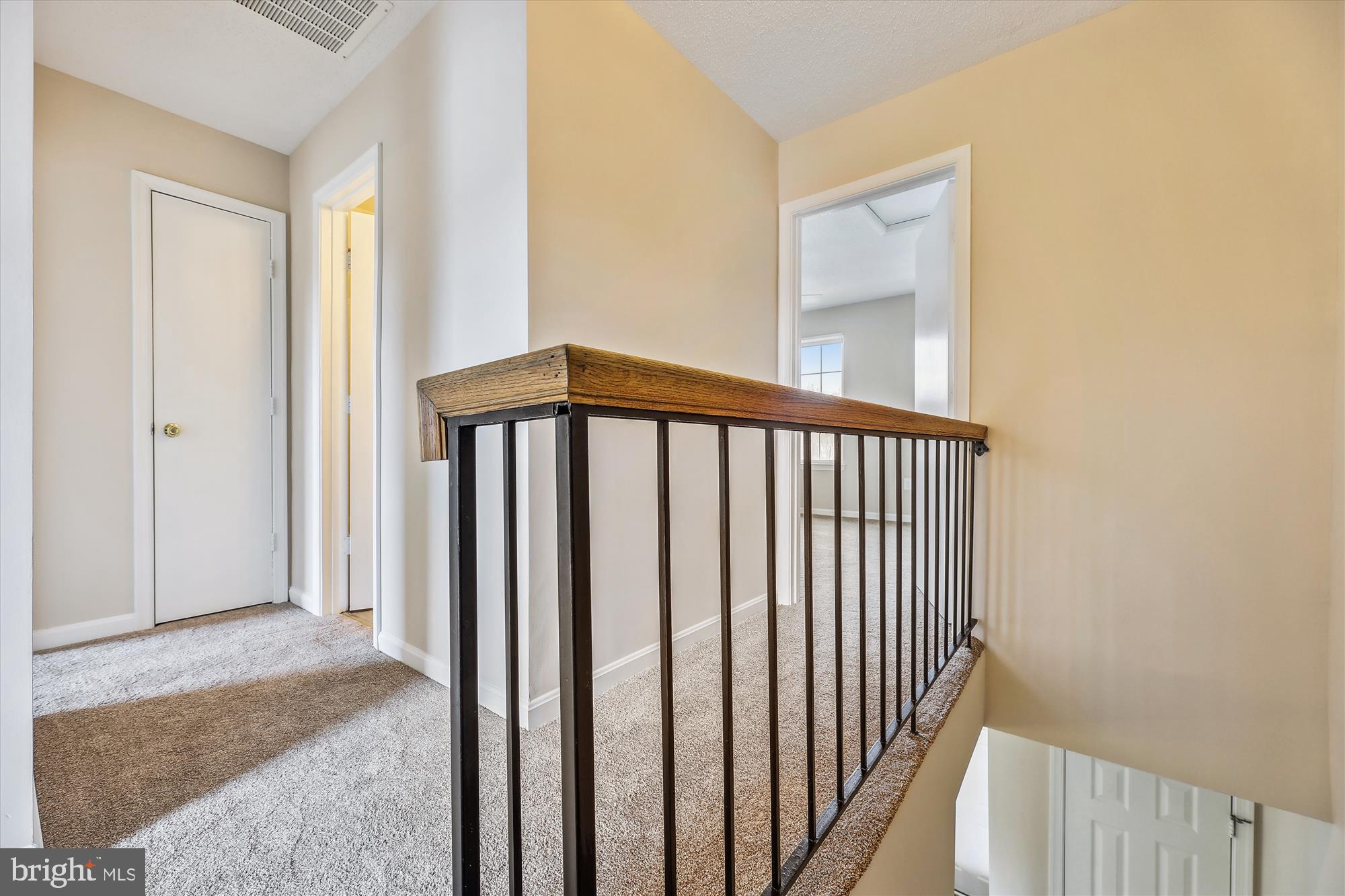NORTHLAKE - Residential