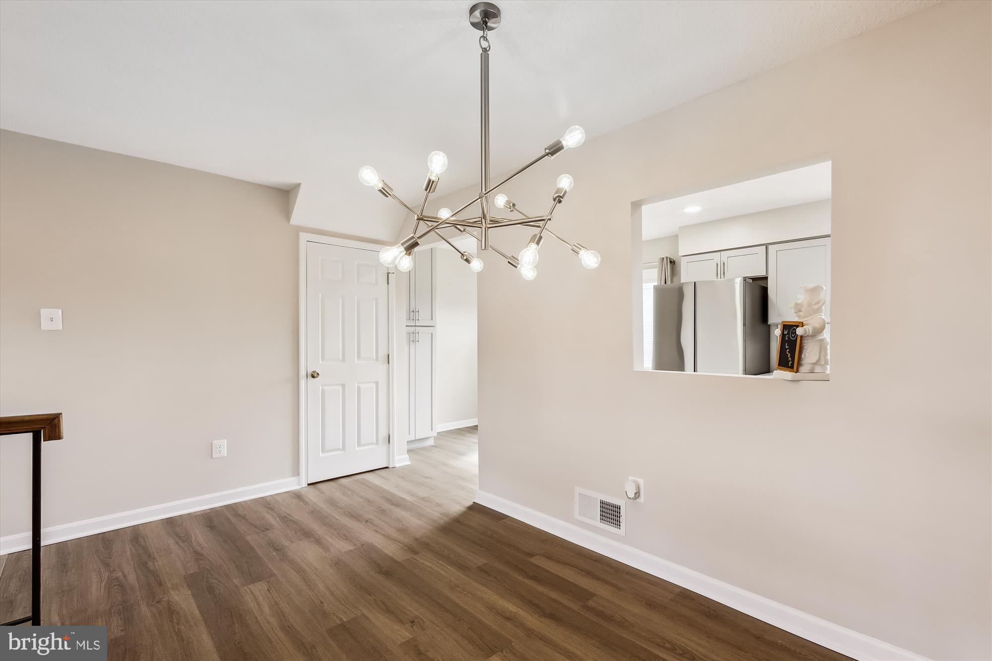 NORTHLAKE - Residential