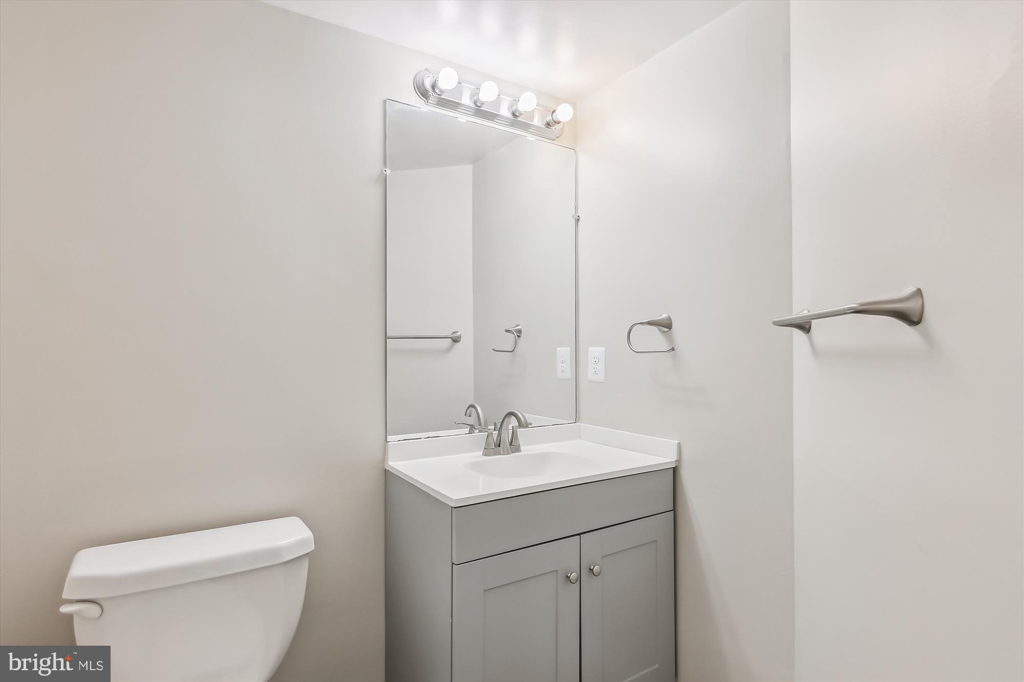 NORTHLAKE - Residential