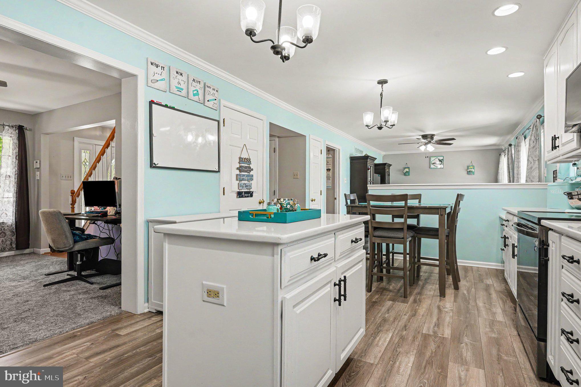 WATERFORD GREENE - Residential
