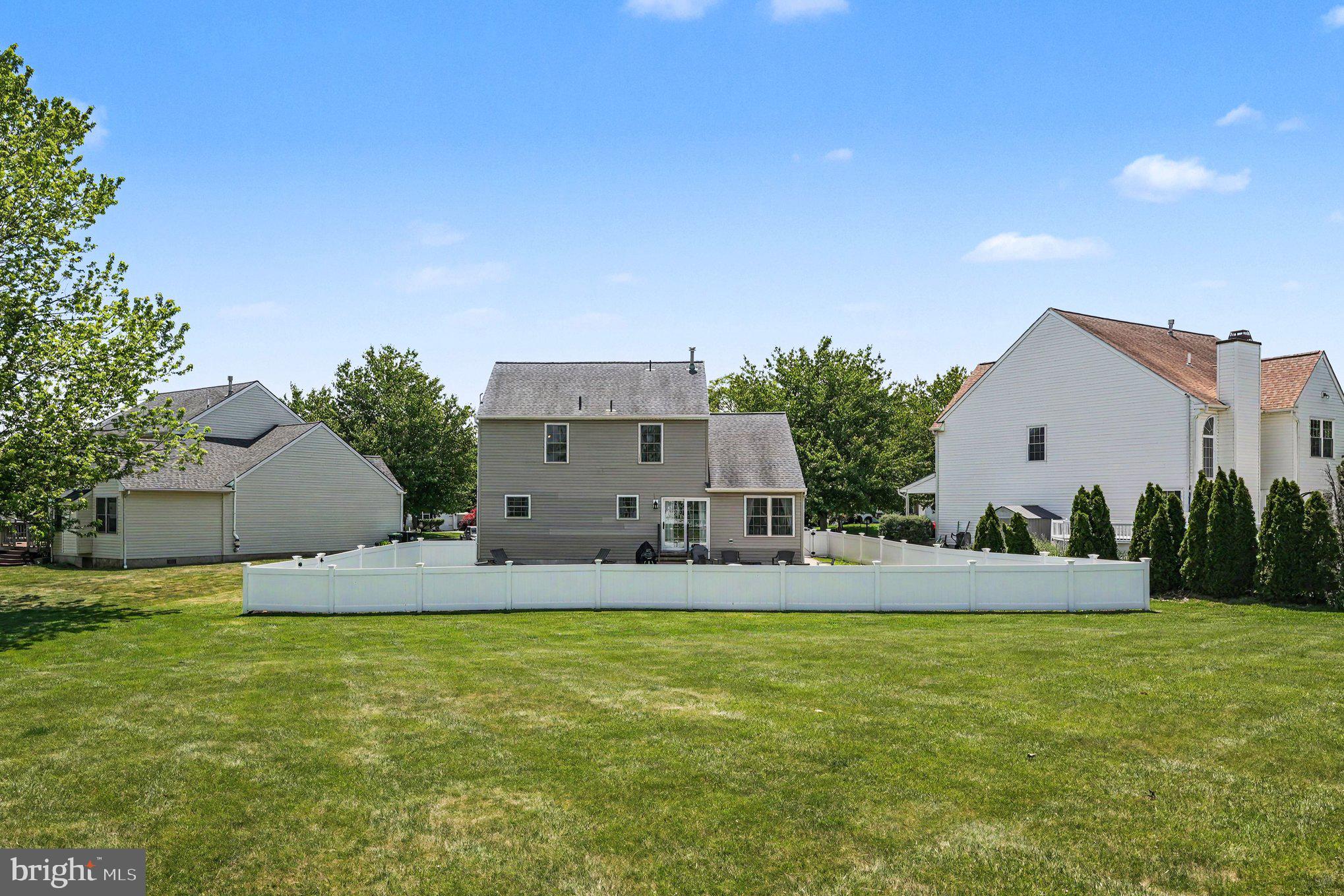 WATERFORD GREENE - Residential