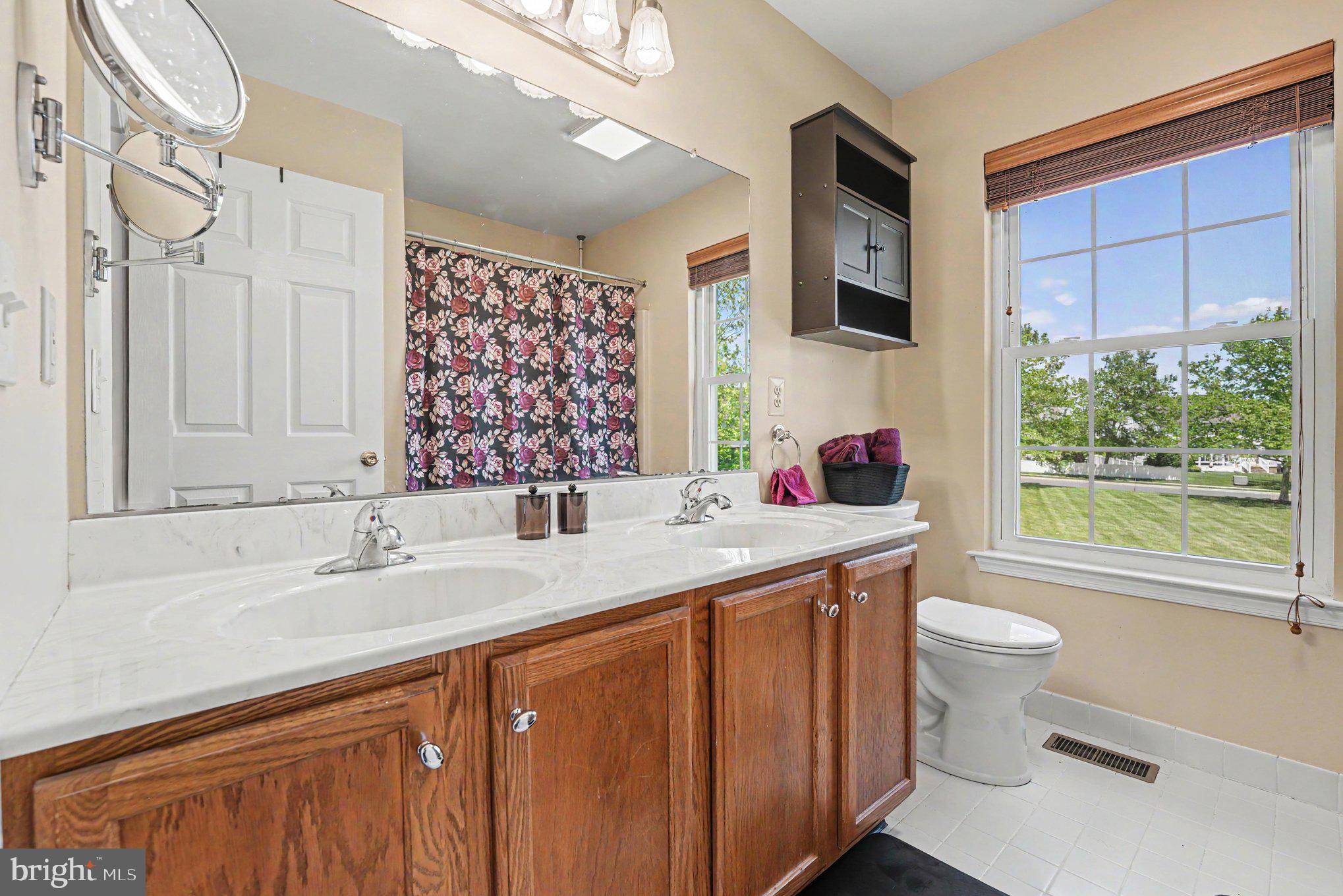WATERFORD GREENE - Residential