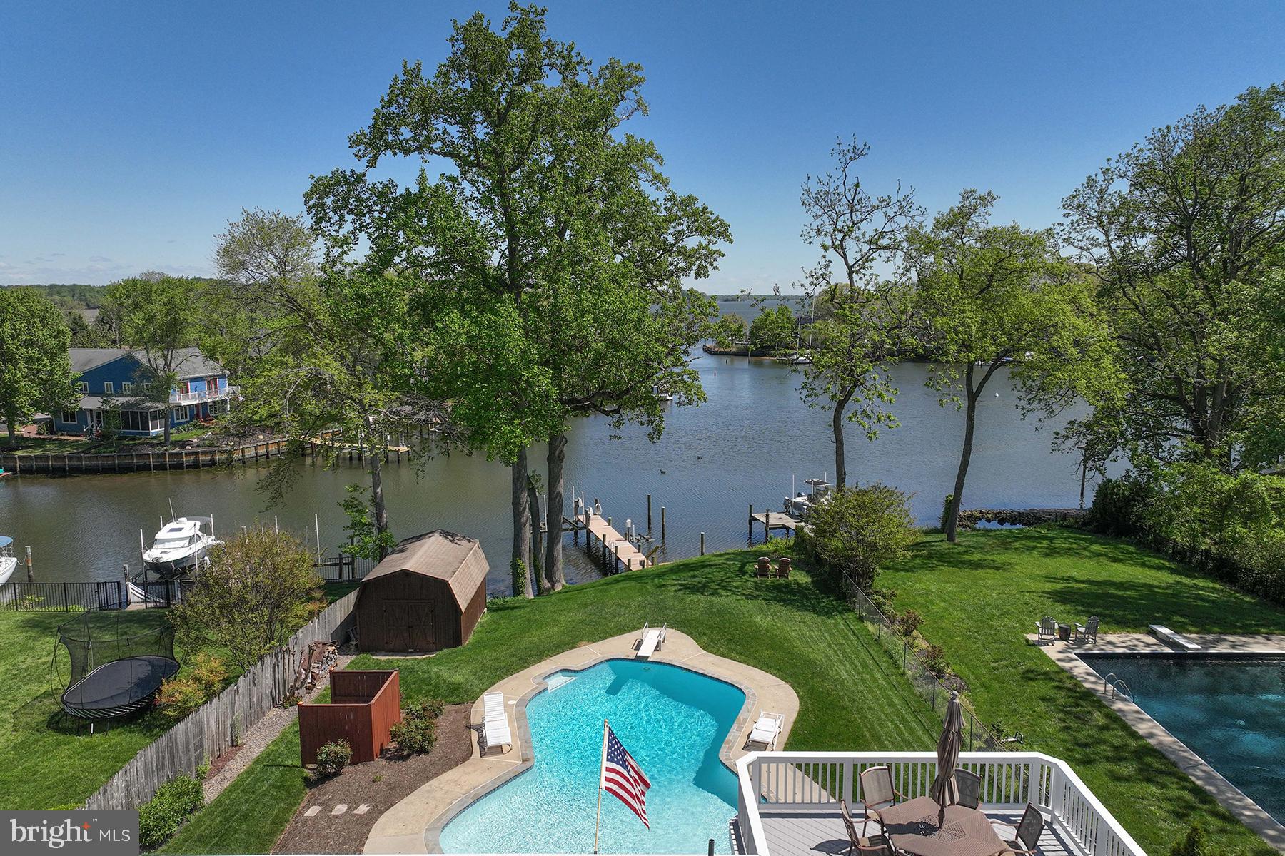 SPRIGGS COVE - Residential