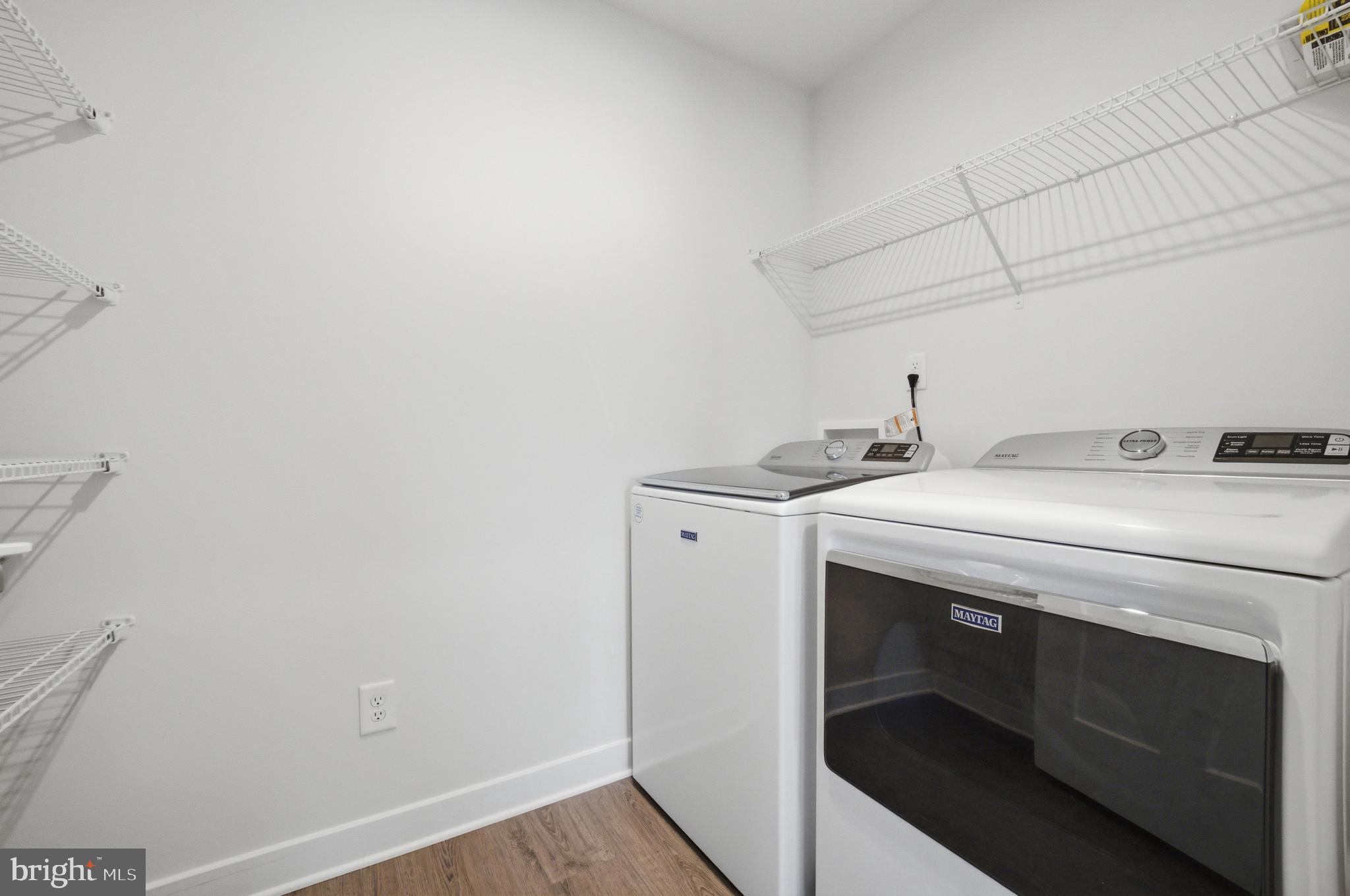 STONEHOUSE - Residential