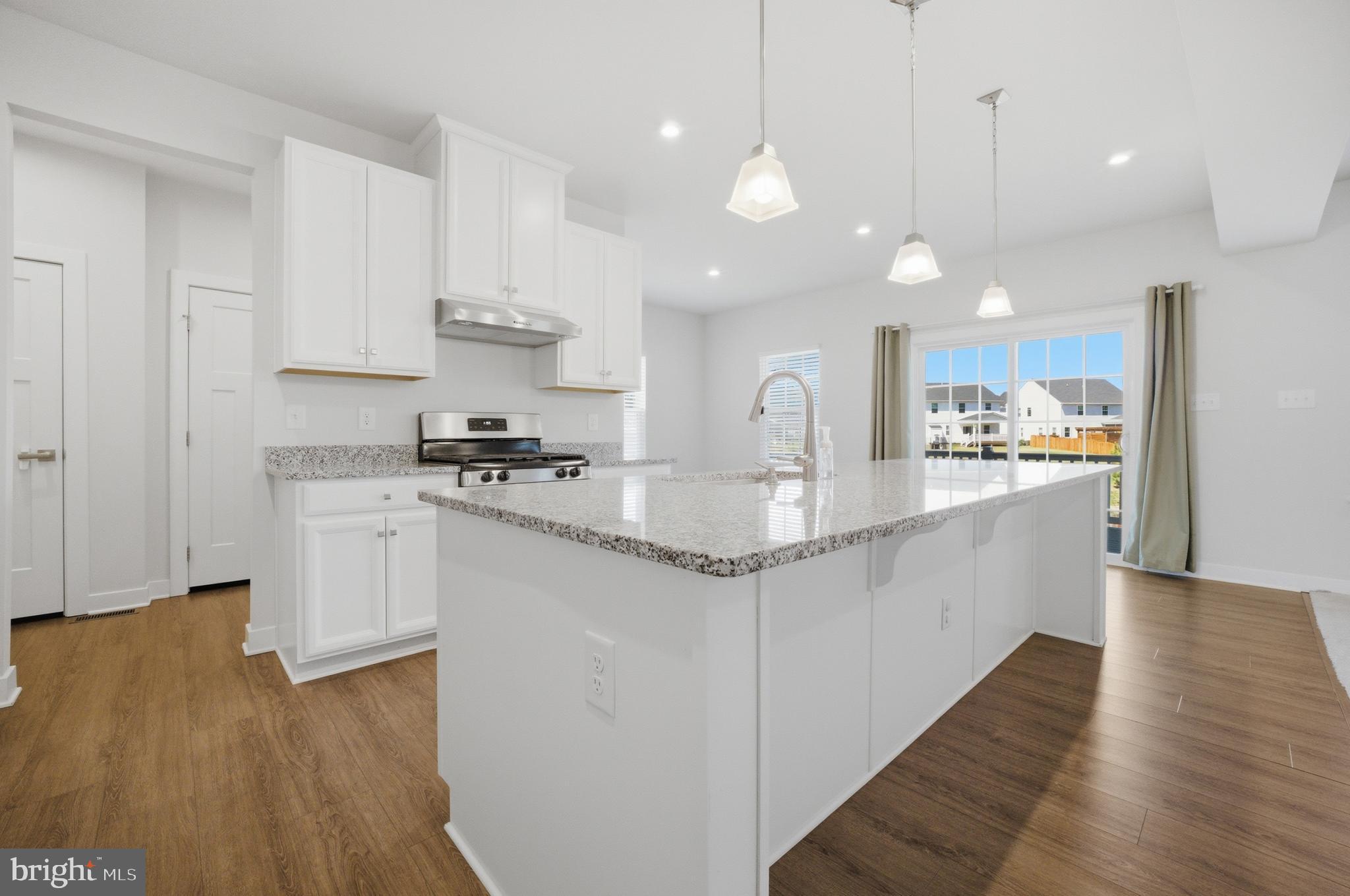 STONEHOUSE - Residential