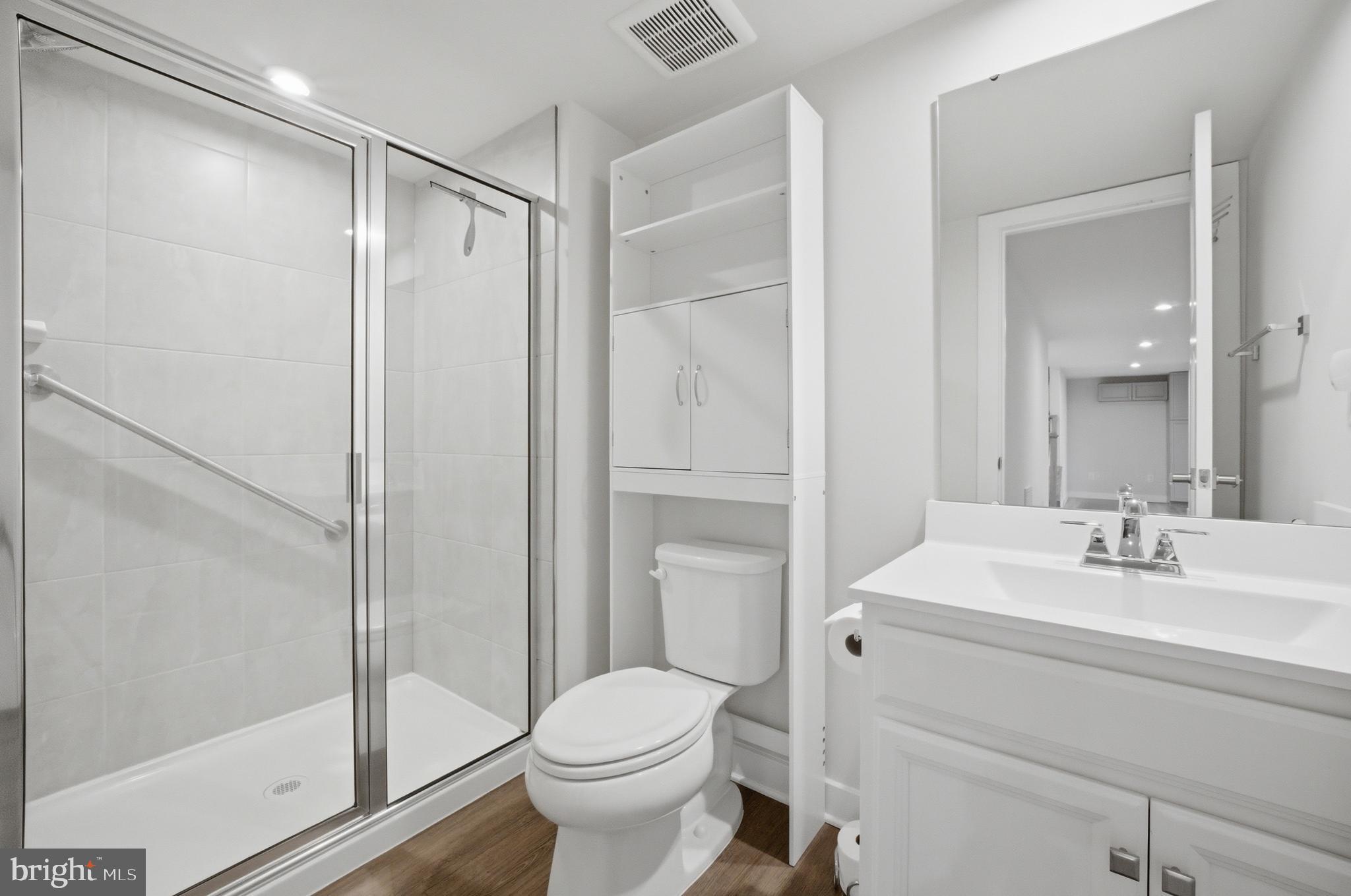 STONEHOUSE - Residential
