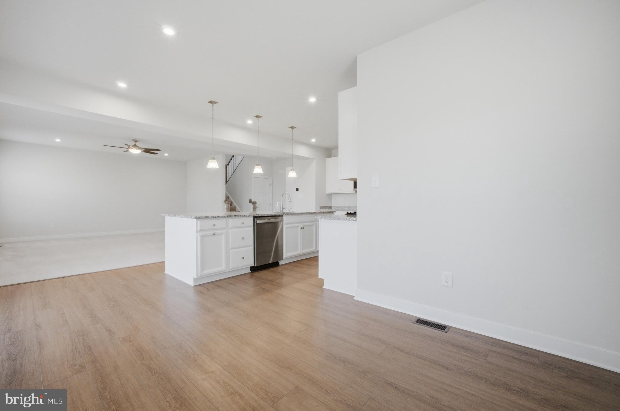 STONEHOUSE - Residential