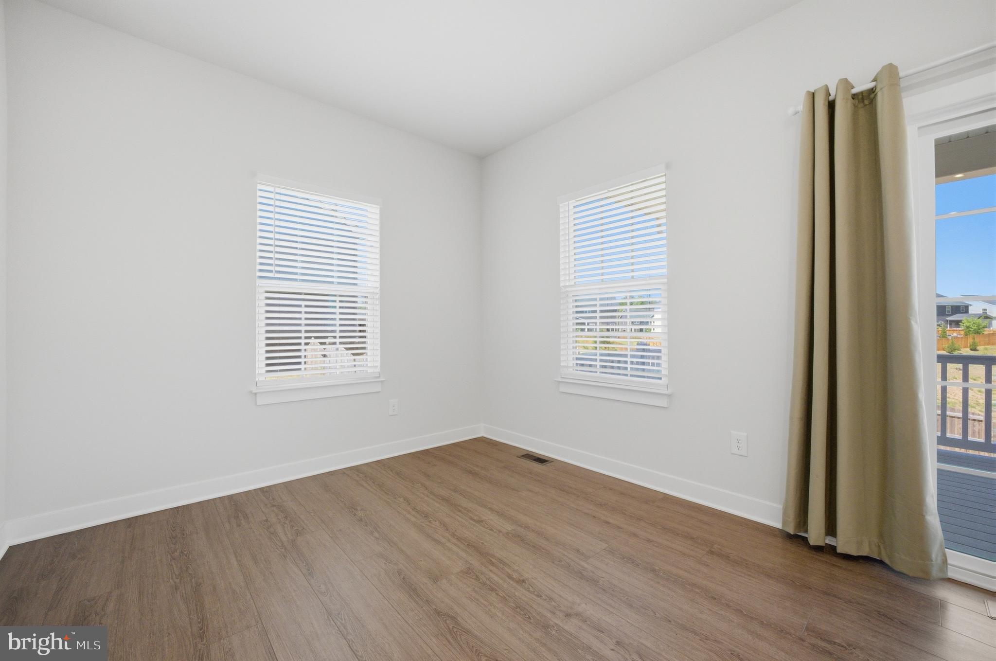 STONEHOUSE - Residential