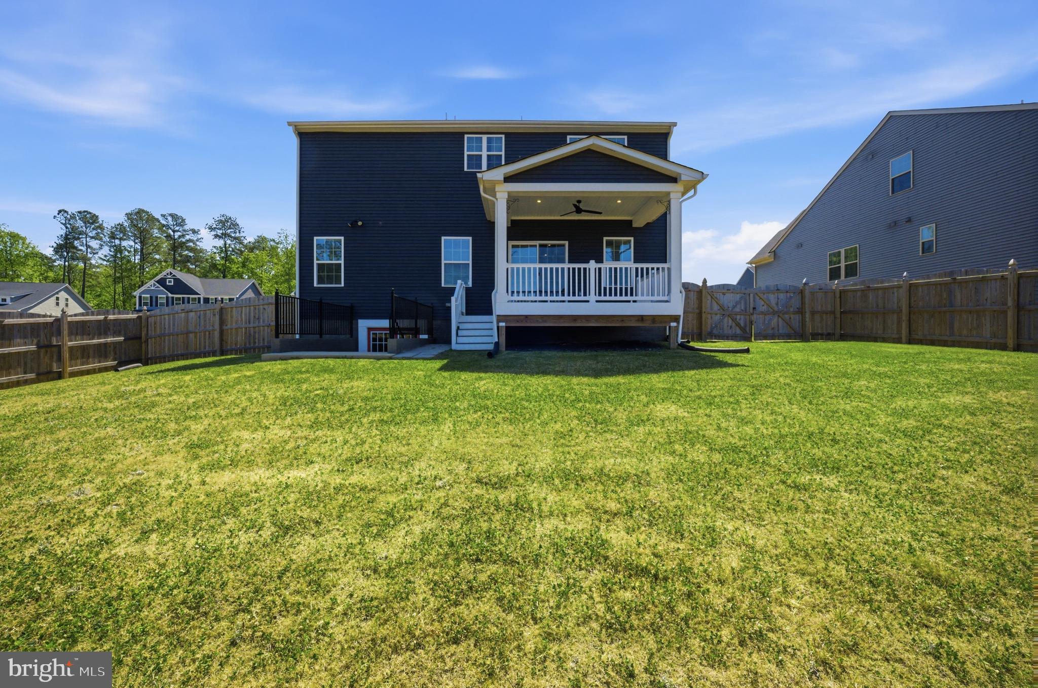 STONEHOUSE - Residential