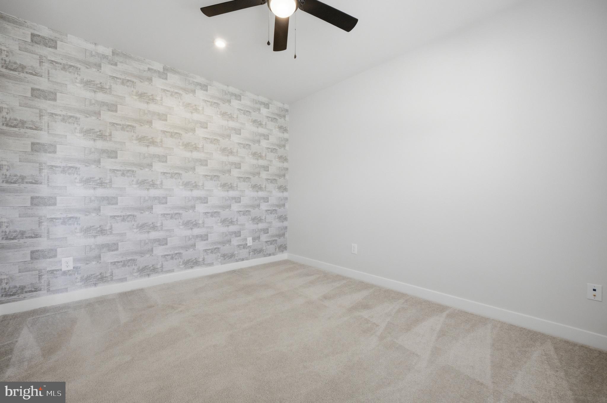 STONEHOUSE - Residential