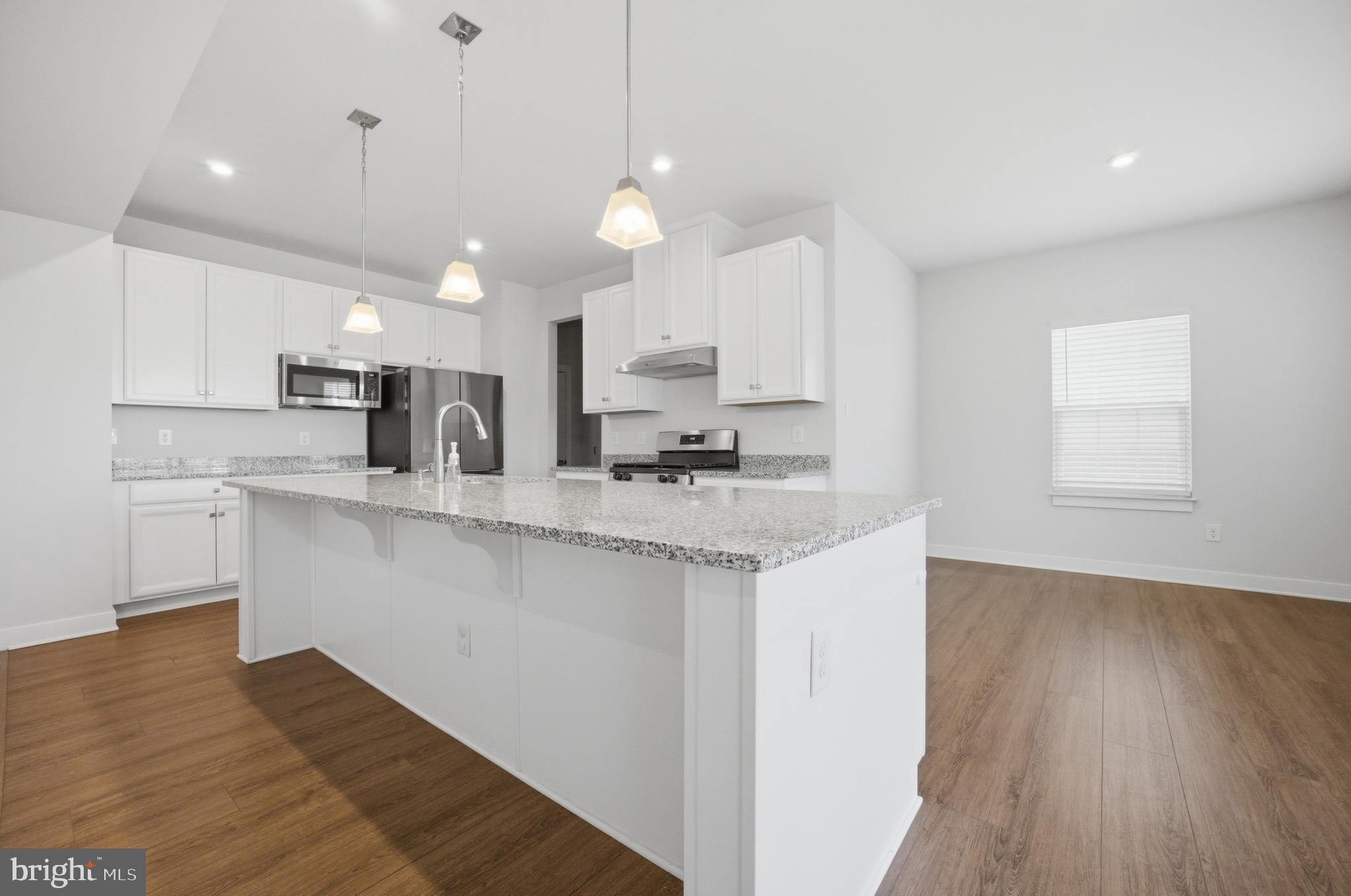 STONEHOUSE - Residential