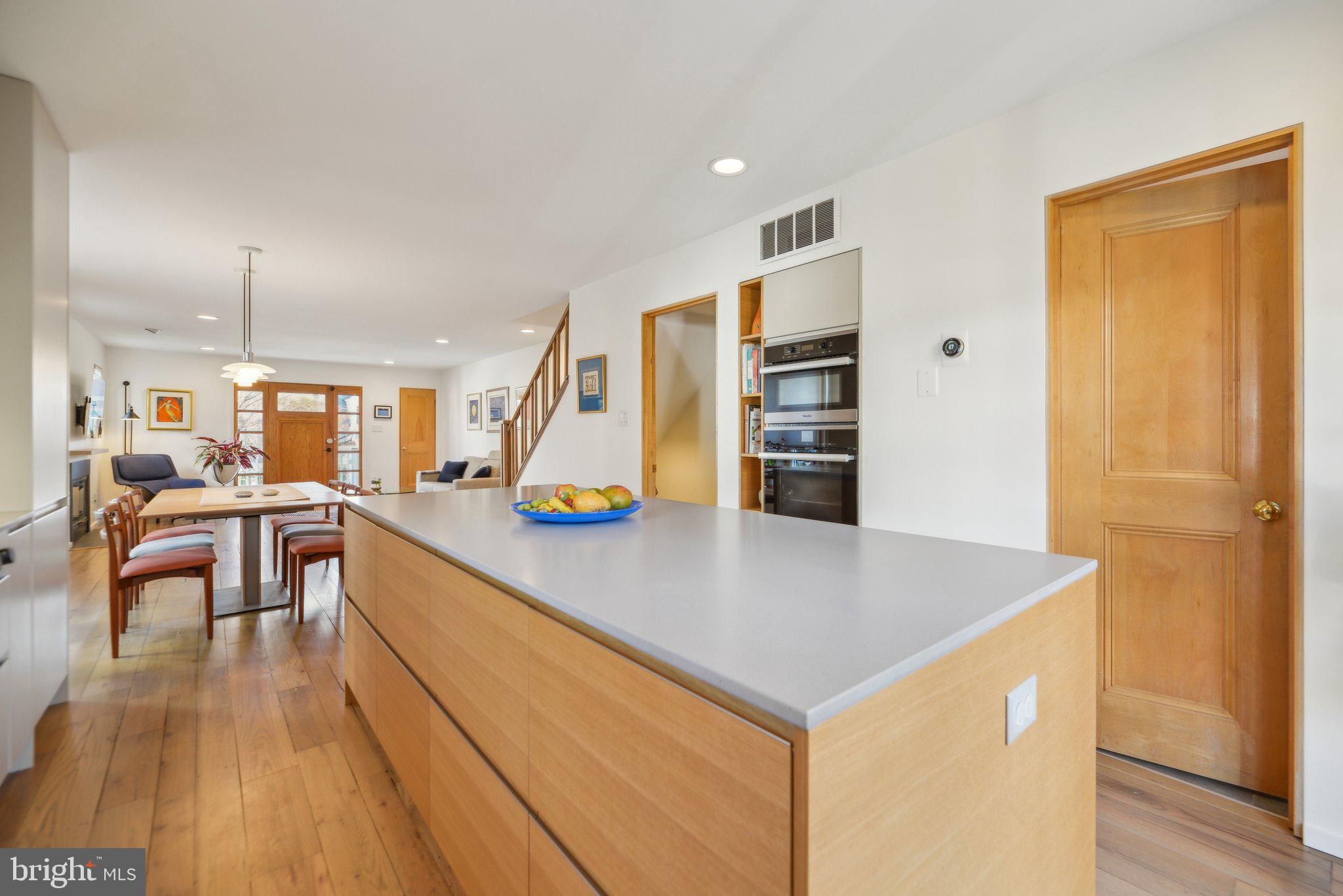 ROSEMONT PARK - Residential