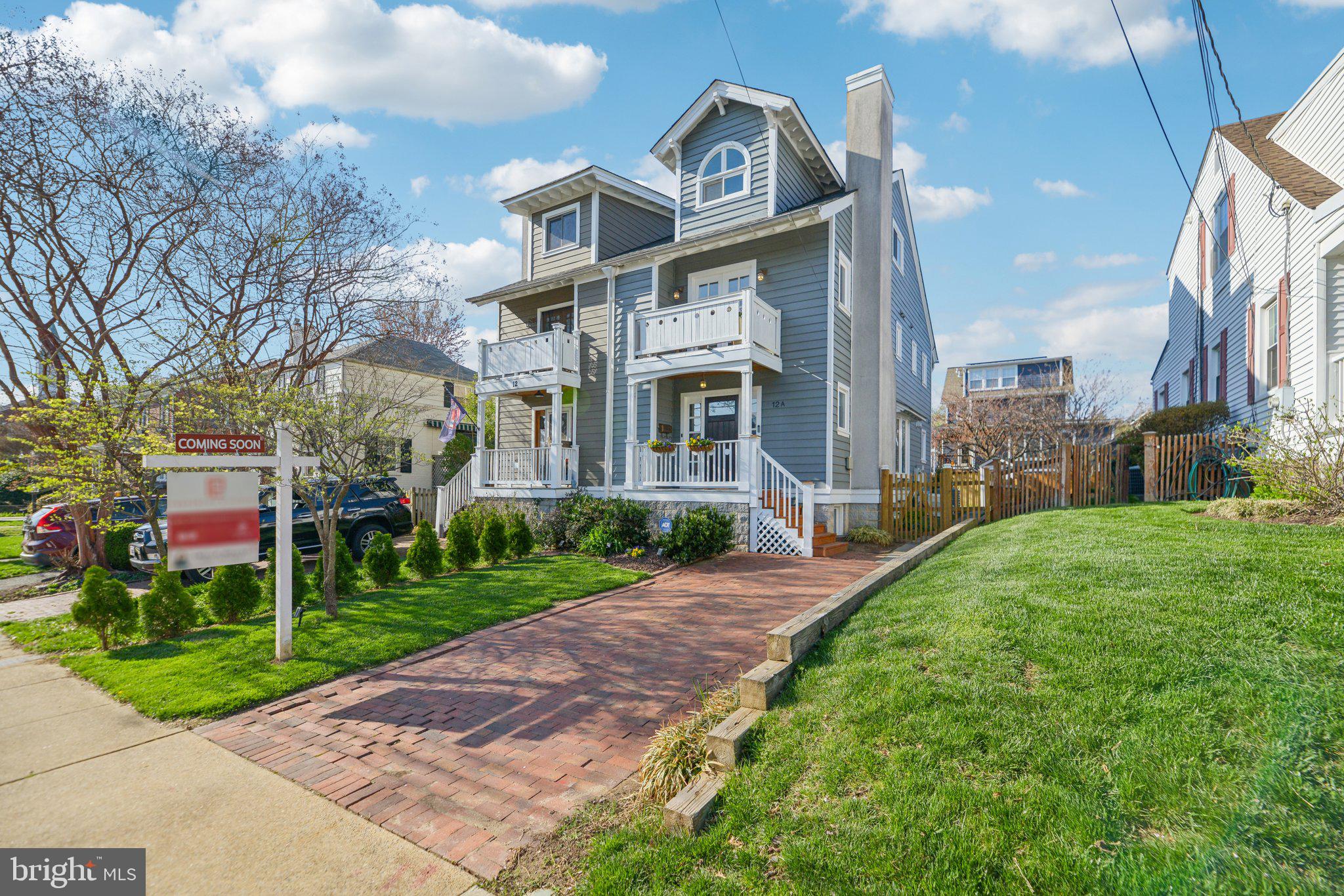 ROSEMONT PARK - Residential