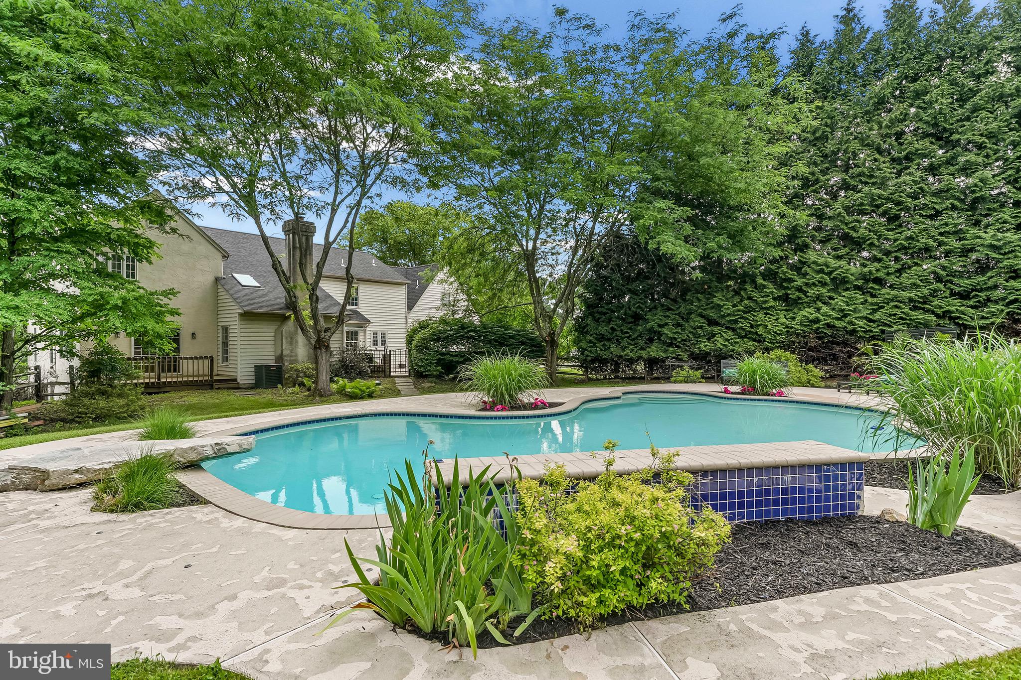 MARSHALL CREEK FAR - Residential