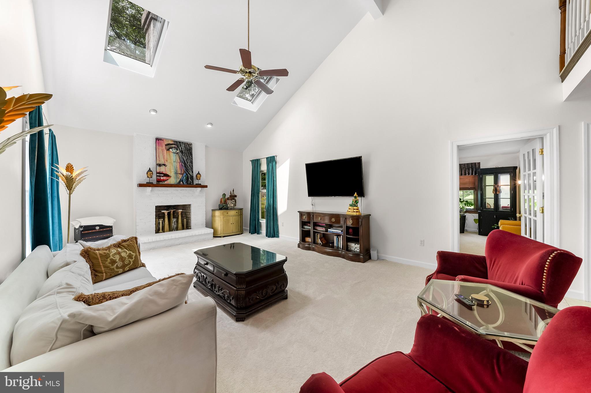 MARSHALL CREEK FAR - Residential