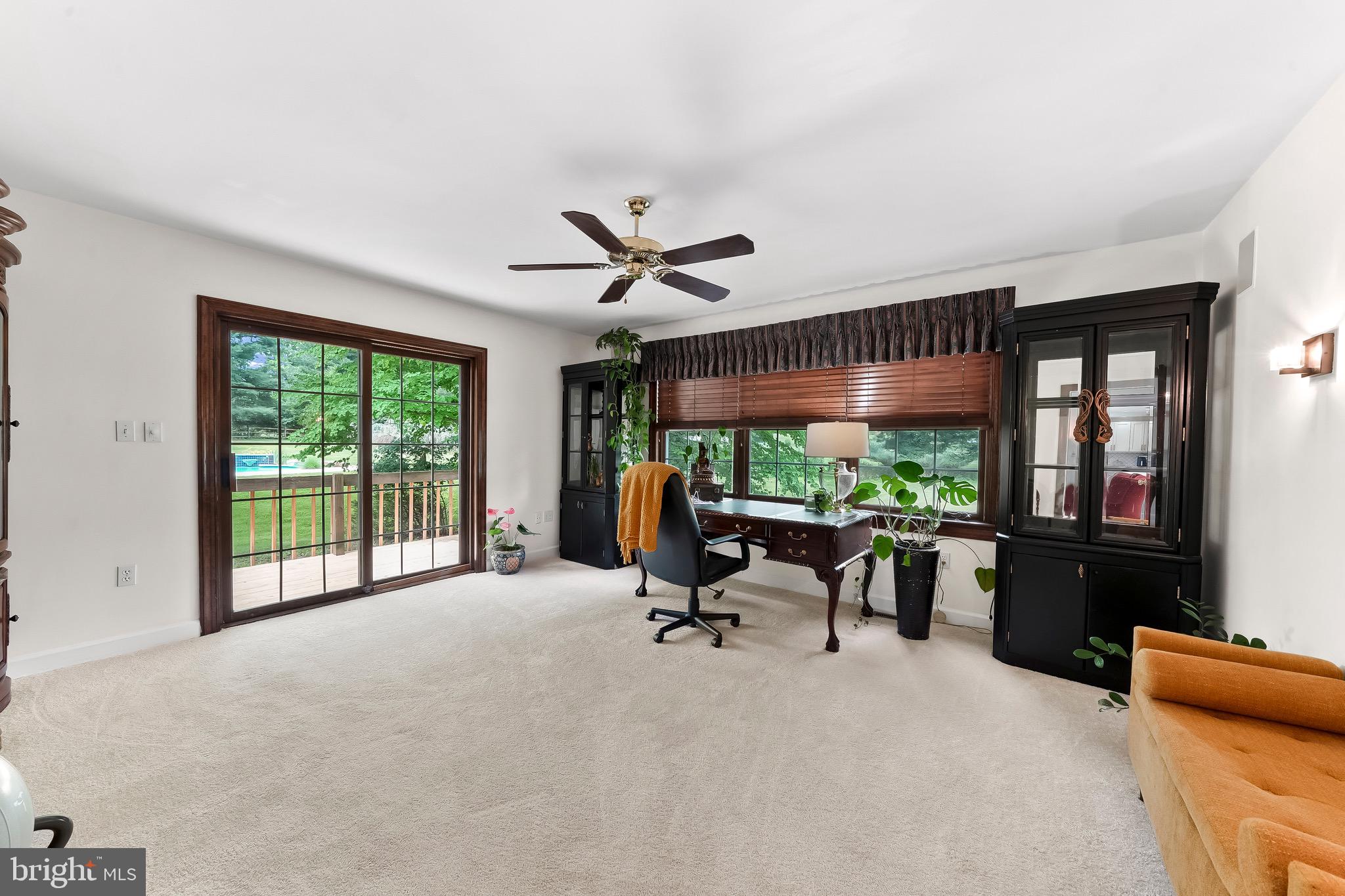 MARSHALL CREEK FAR - Residential