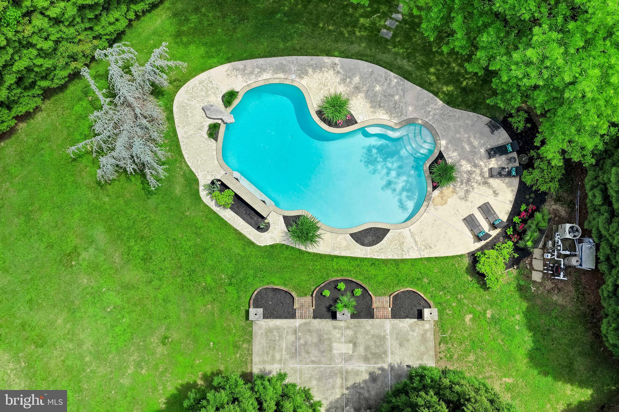 MARSHALL CREEK FAR - Residential