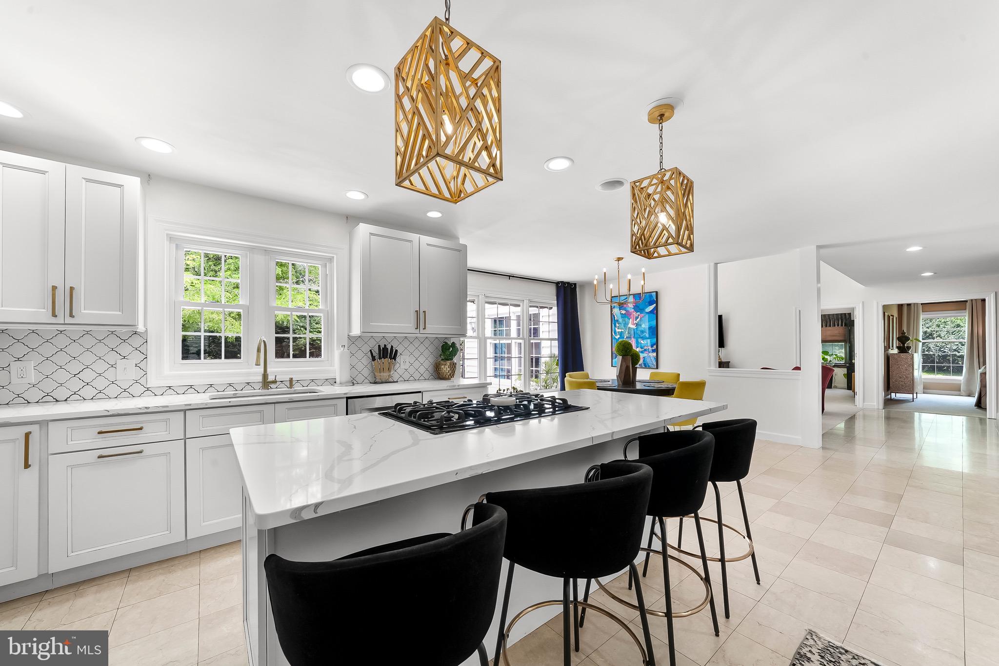 MARSHALL CREEK FAR - Residential