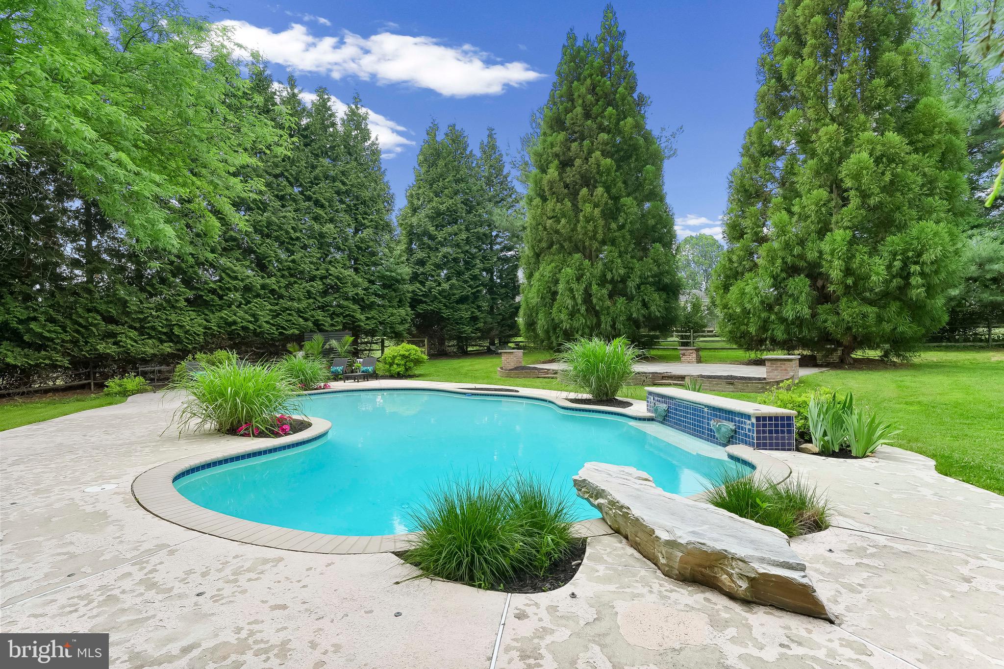 MARSHALL CREEK FAR - Residential