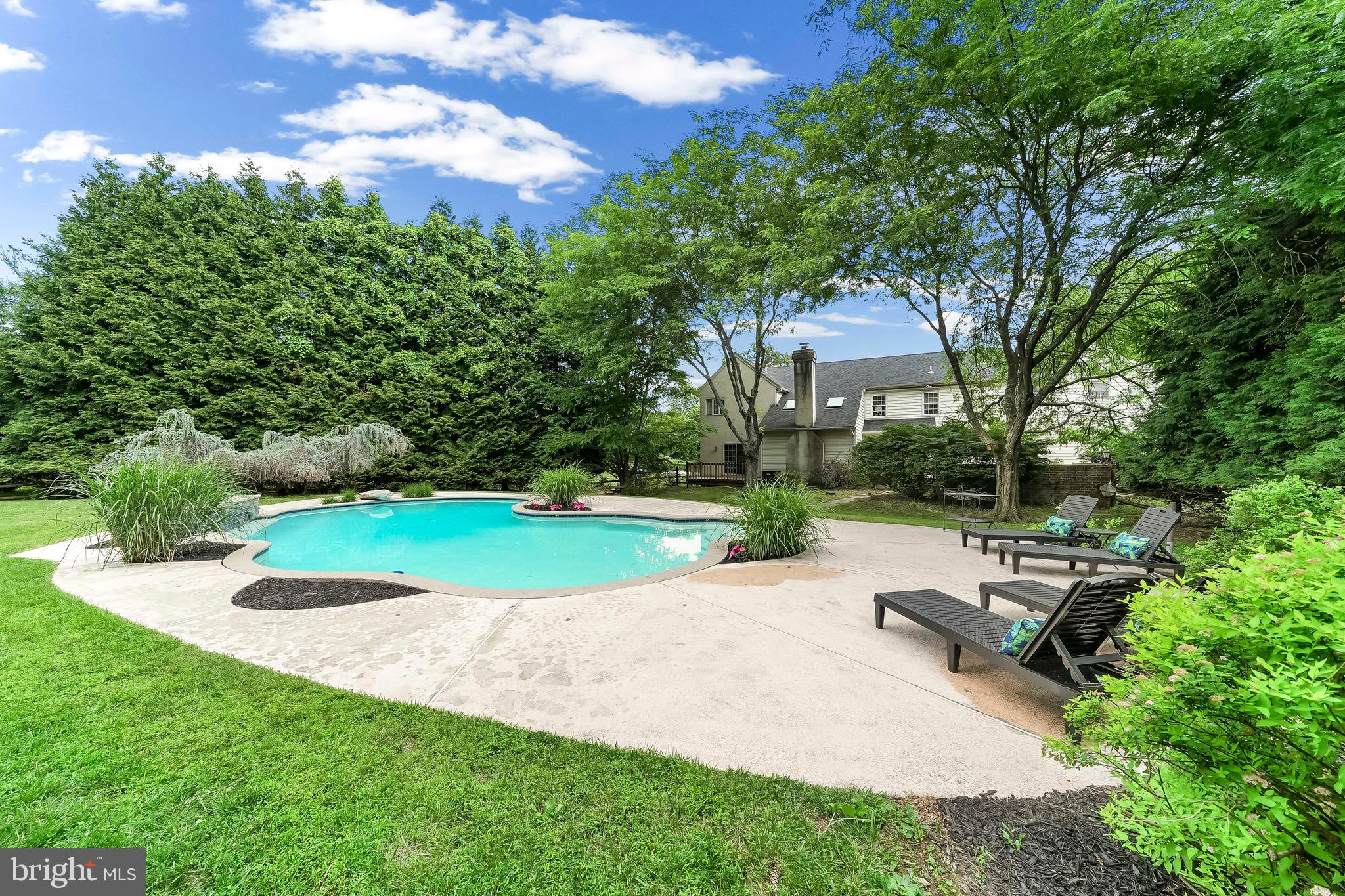 MARSHALL CREEK FAR - Residential