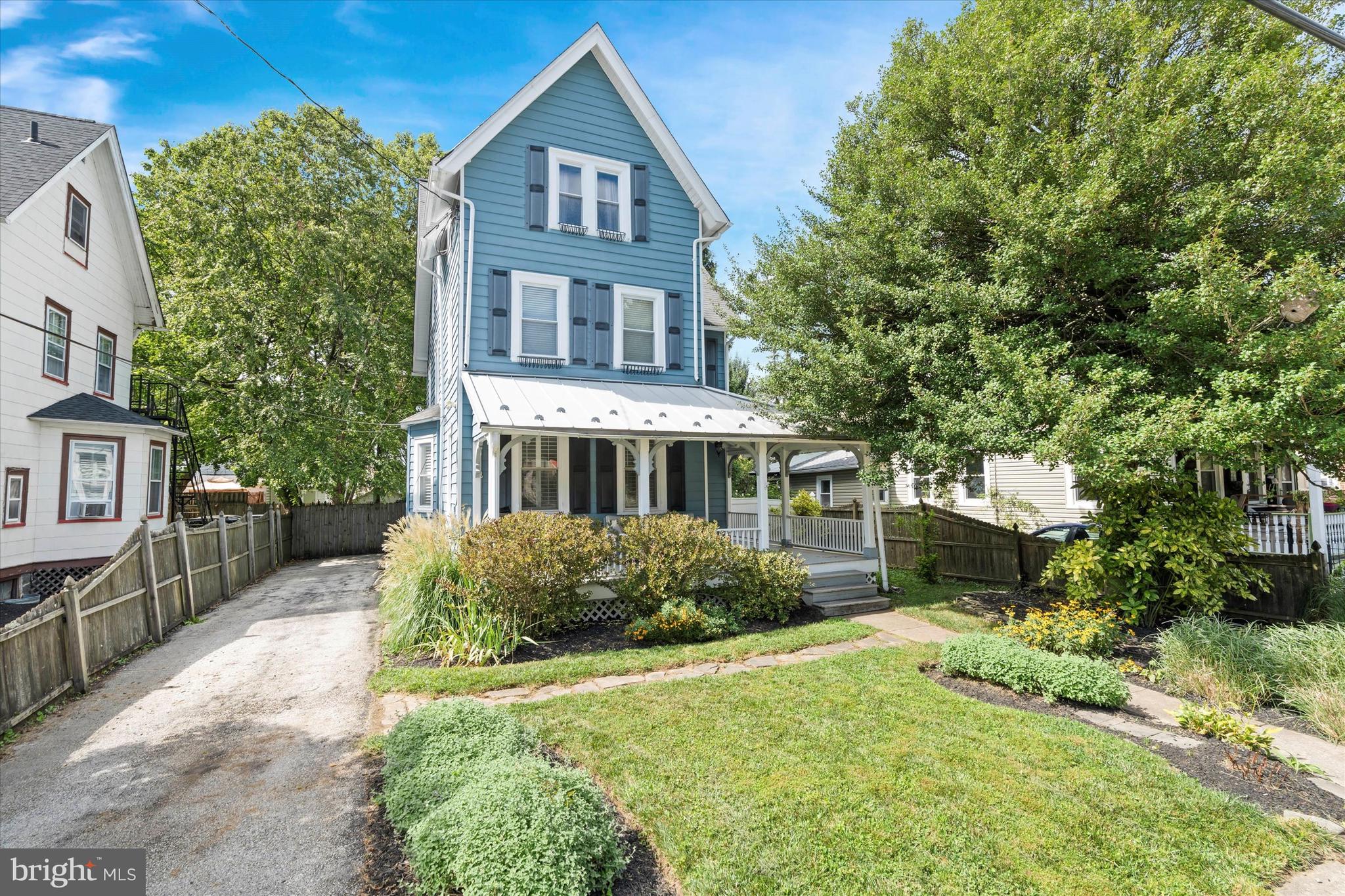 BRYN MAWR - Residential