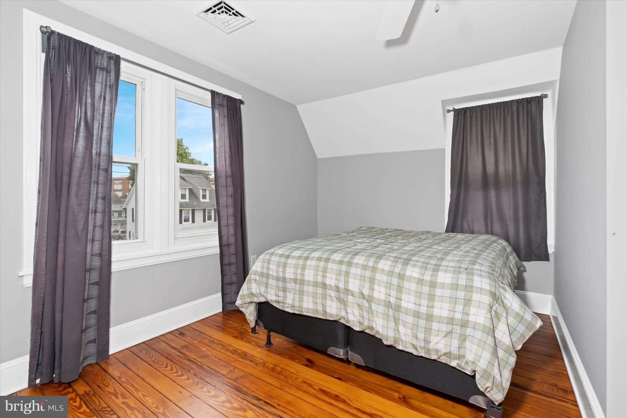 BRYN MAWR - Residential